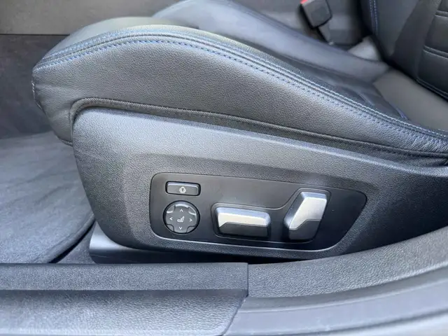 BMW I4 view 9