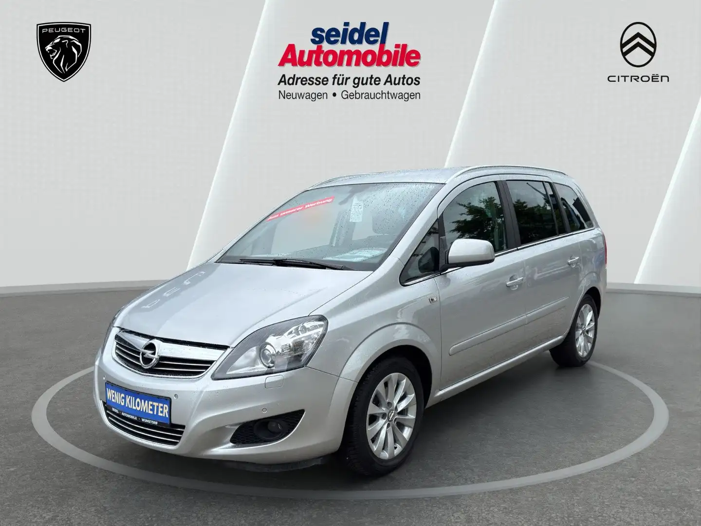 Opel Zafira B 1.8 Family Plus, wenig KM, Xenon, Navi Silber - 1