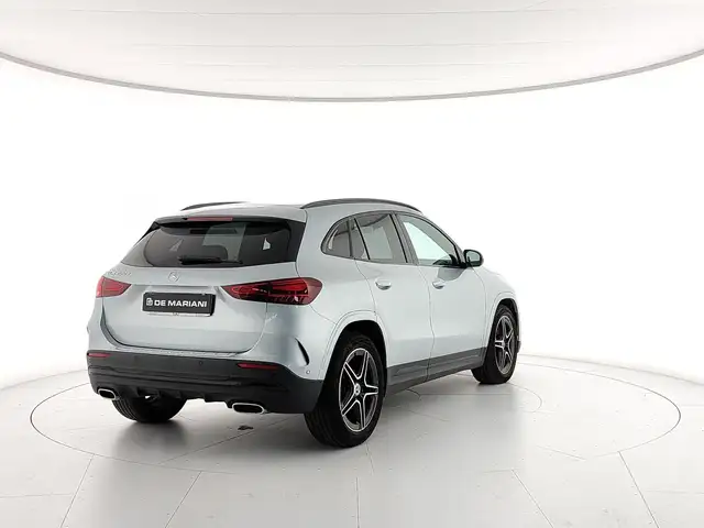 Mercedes-Benz Gla Class view 5