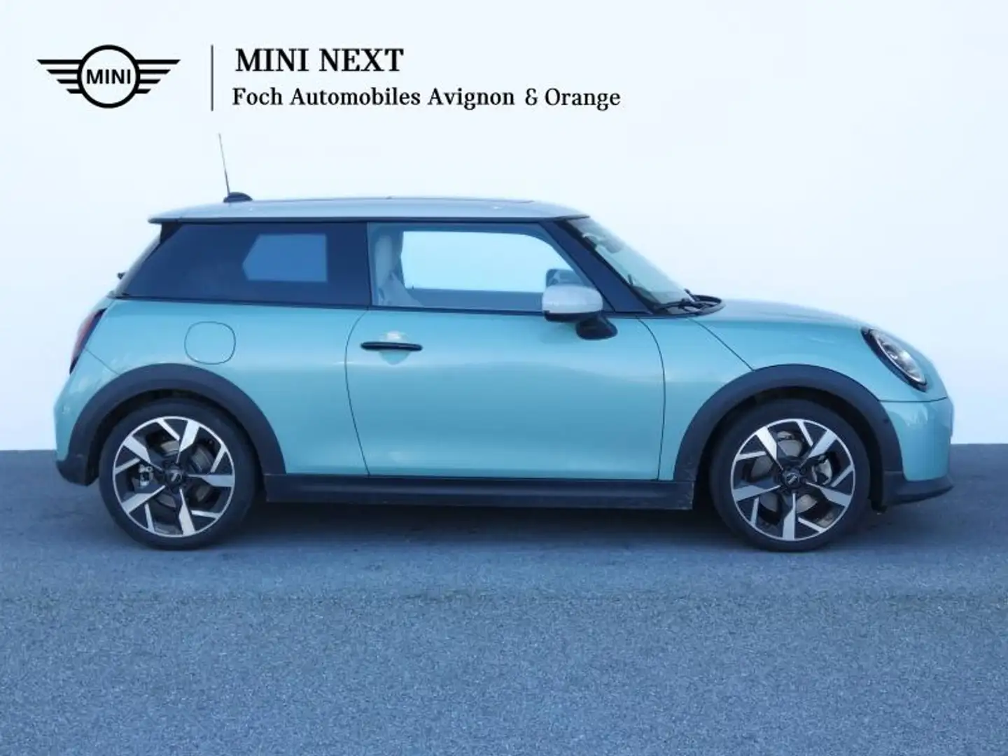 MINI Cooper C 156ch Favoured DKG7 Vert - 2