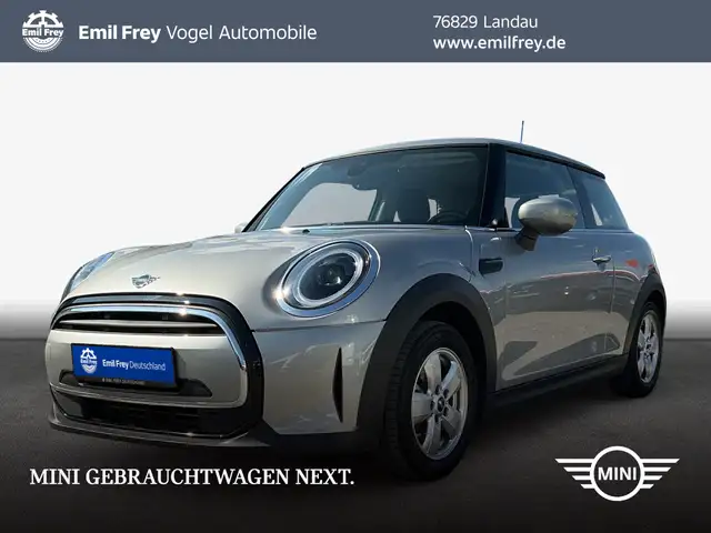 MINI Cooper E Cooper Essential Trim LED* SHZ* PDC*