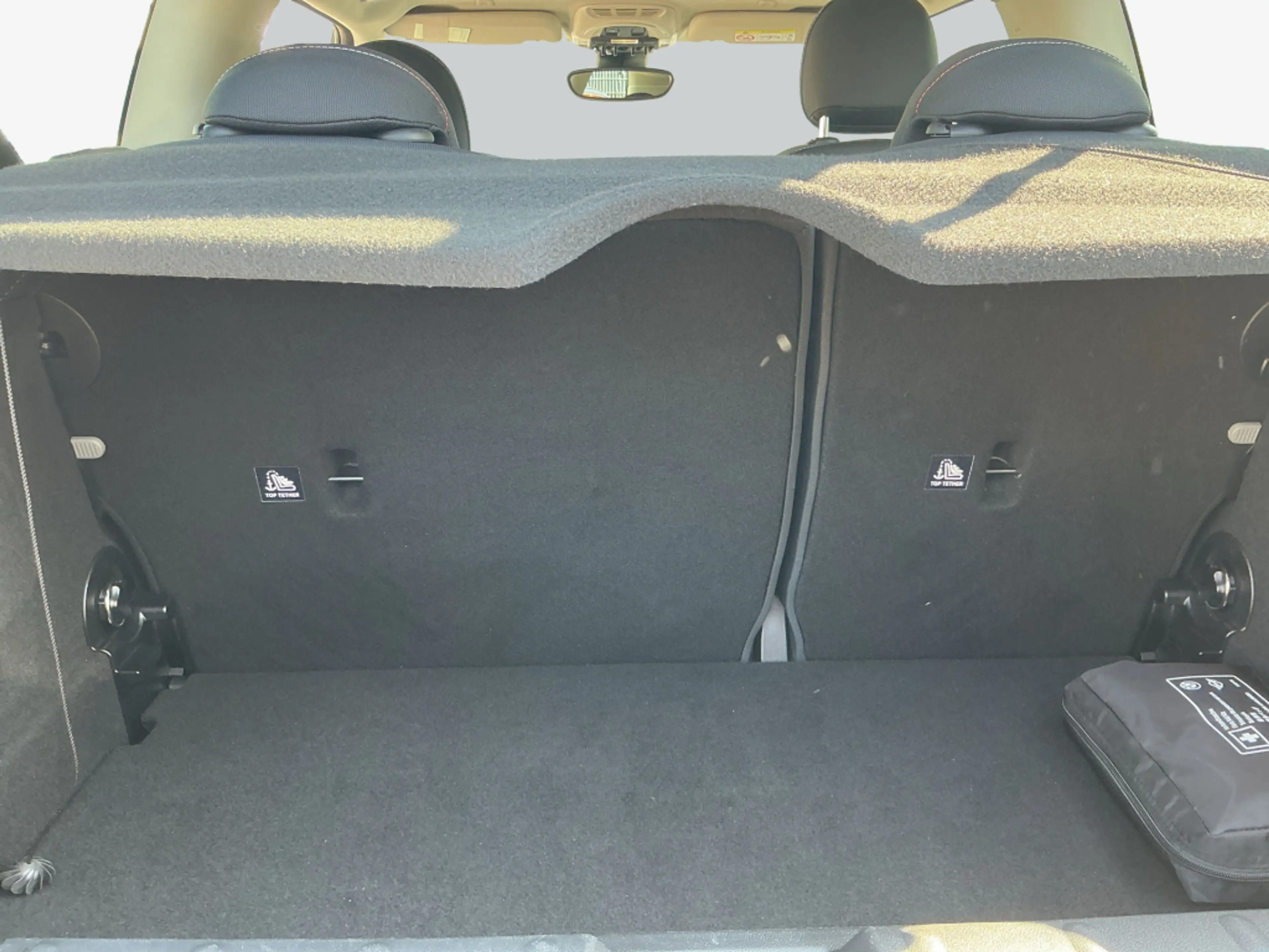 MINI Cooper E Cooper Essential Trim LED* SHZ* PDC* — photo 8