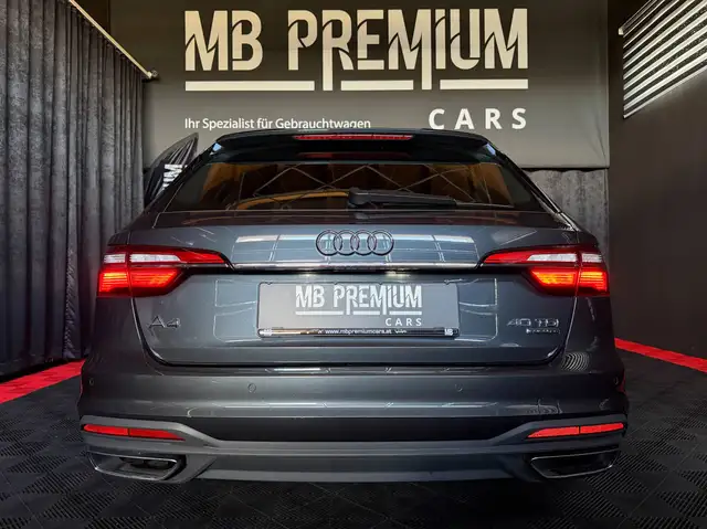 Audi A4 view 17