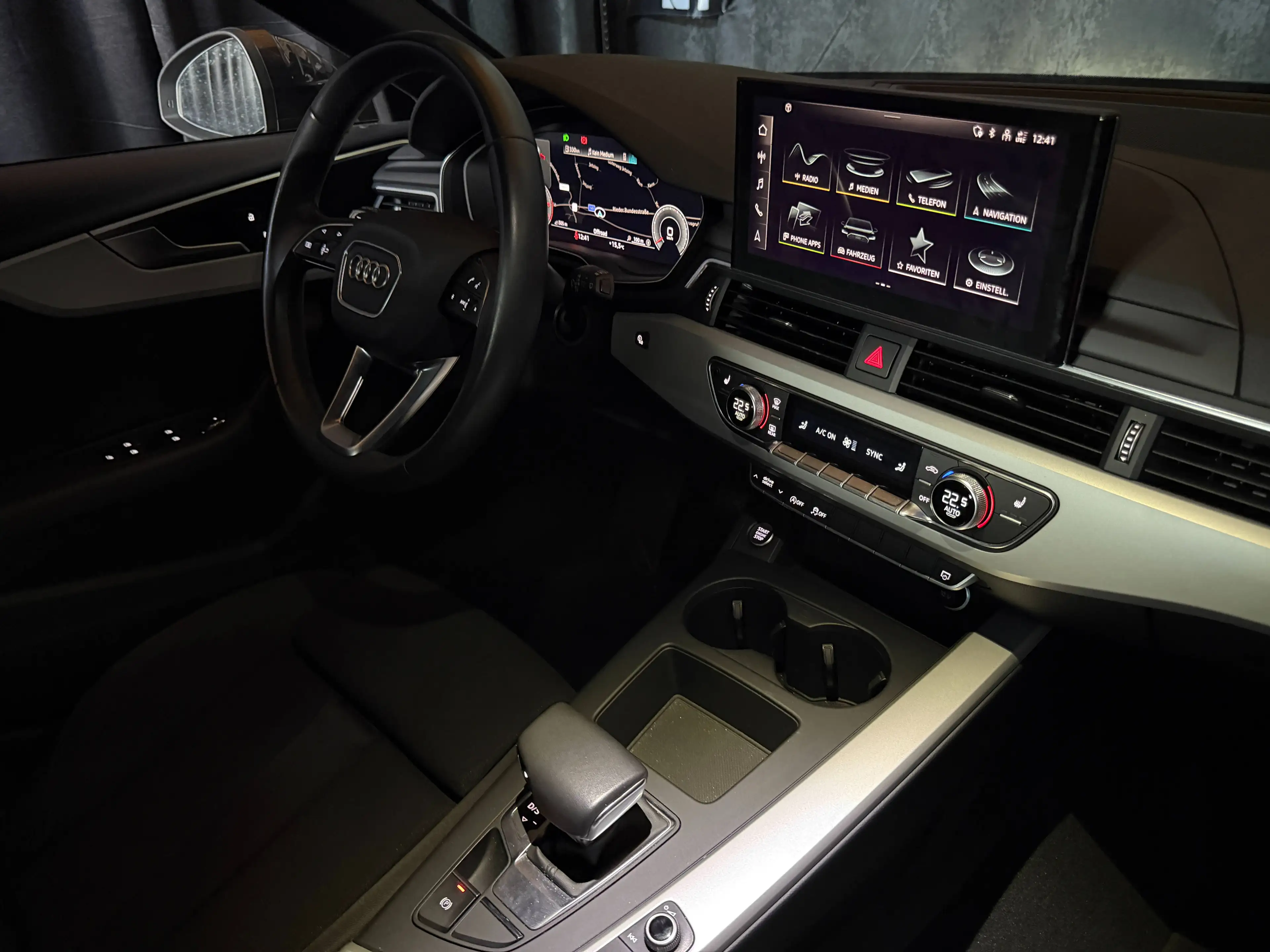 Audi A4 40 TDI quattro *AHK*VIRTUAL-COCKPIT*LED* — photo 35