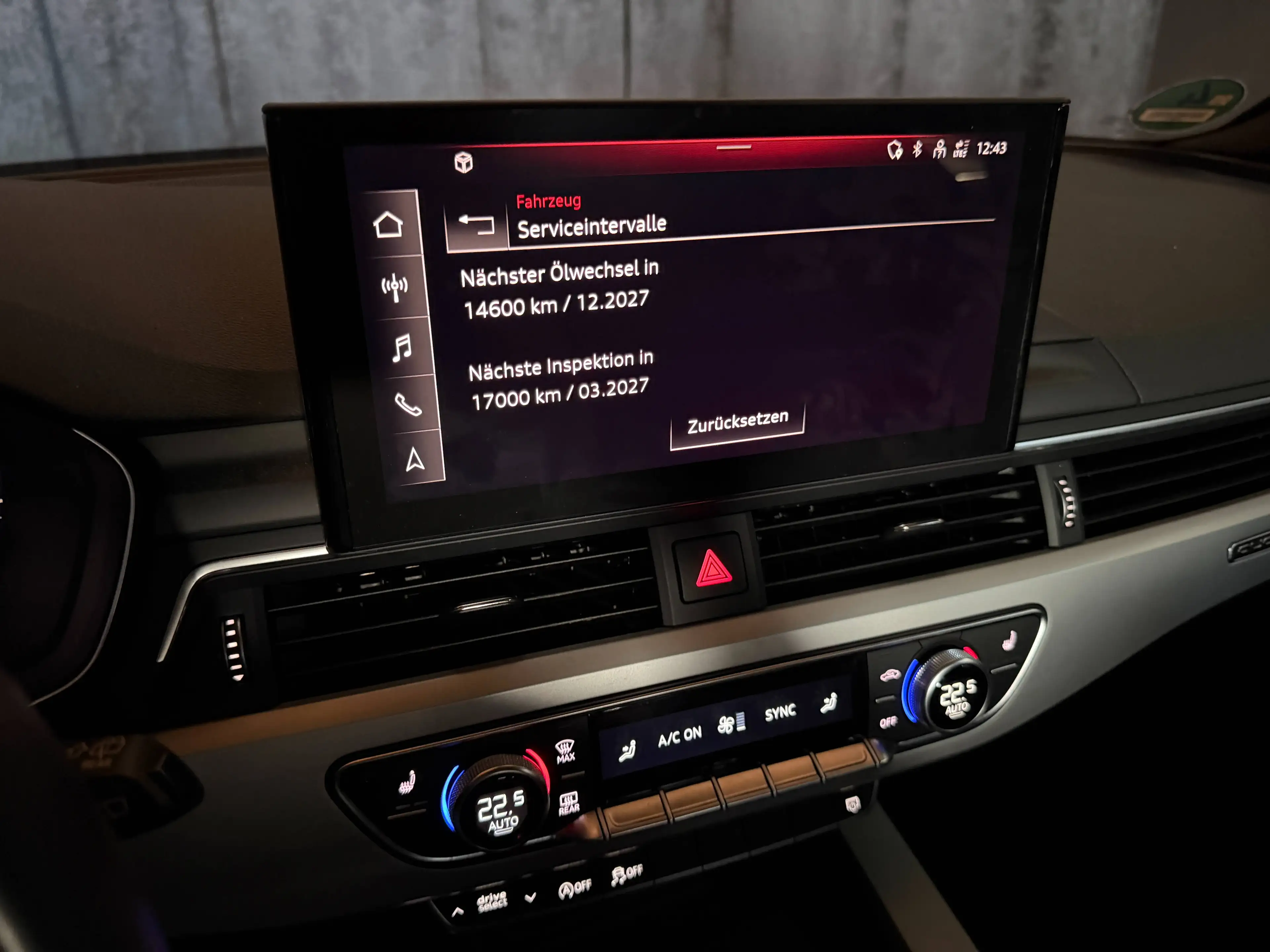 Audi A4 40 TDI quattro *AHK*VIRTUAL-COCKPIT*LED* — photo 43