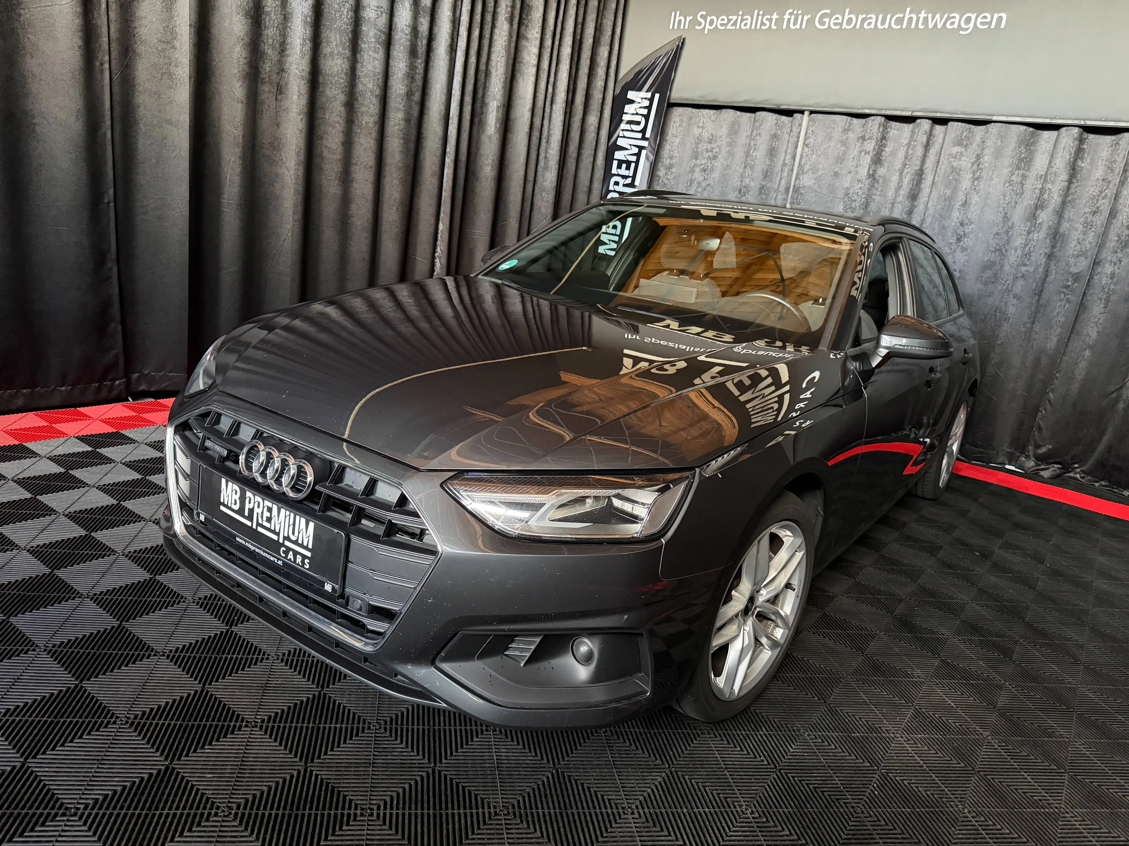 Audi A4 40 TDI quattro *AHK*VIRTUAL-COCKPIT*LED* — photo 2