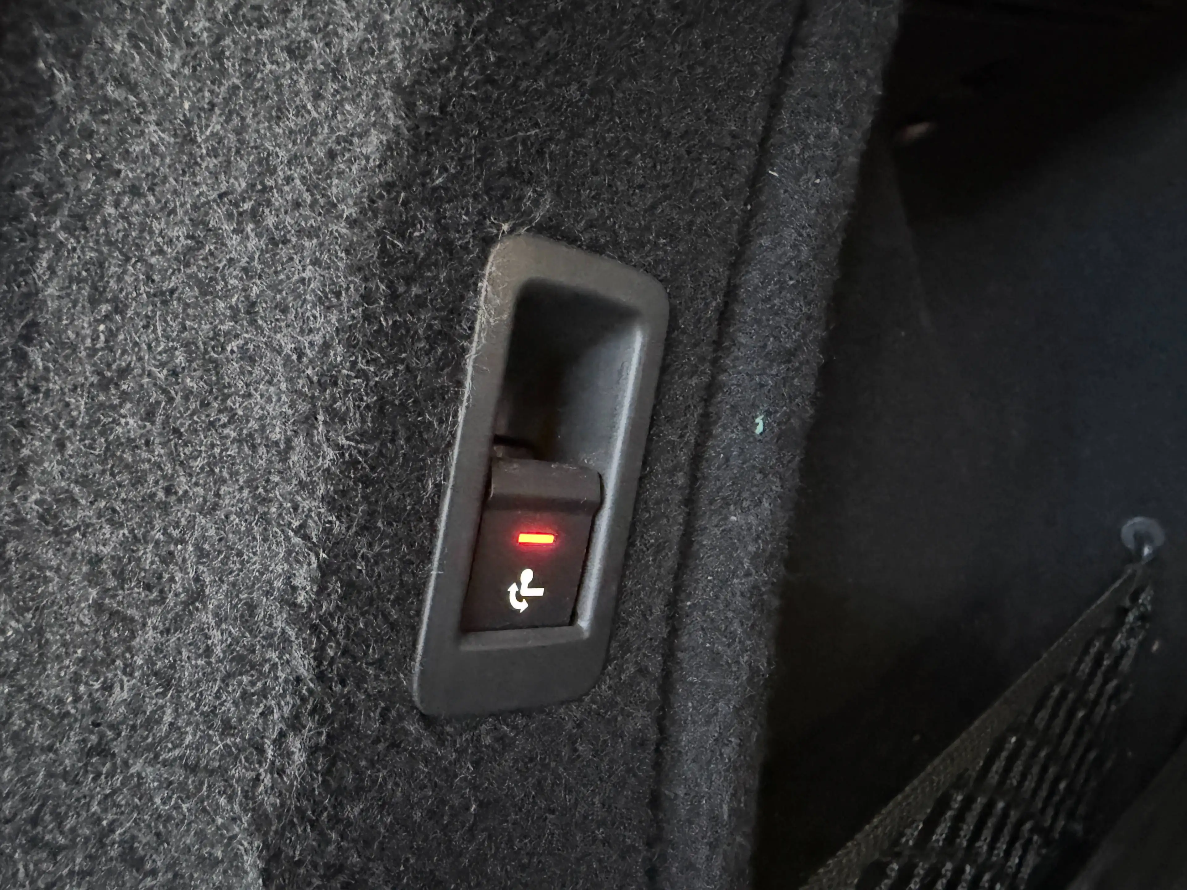 Audi A4 40 TDI quattro *AHK*VIRTUAL-COCKPIT*LED* — photo 23