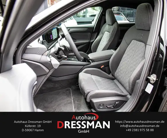 Audi A6 view 12
