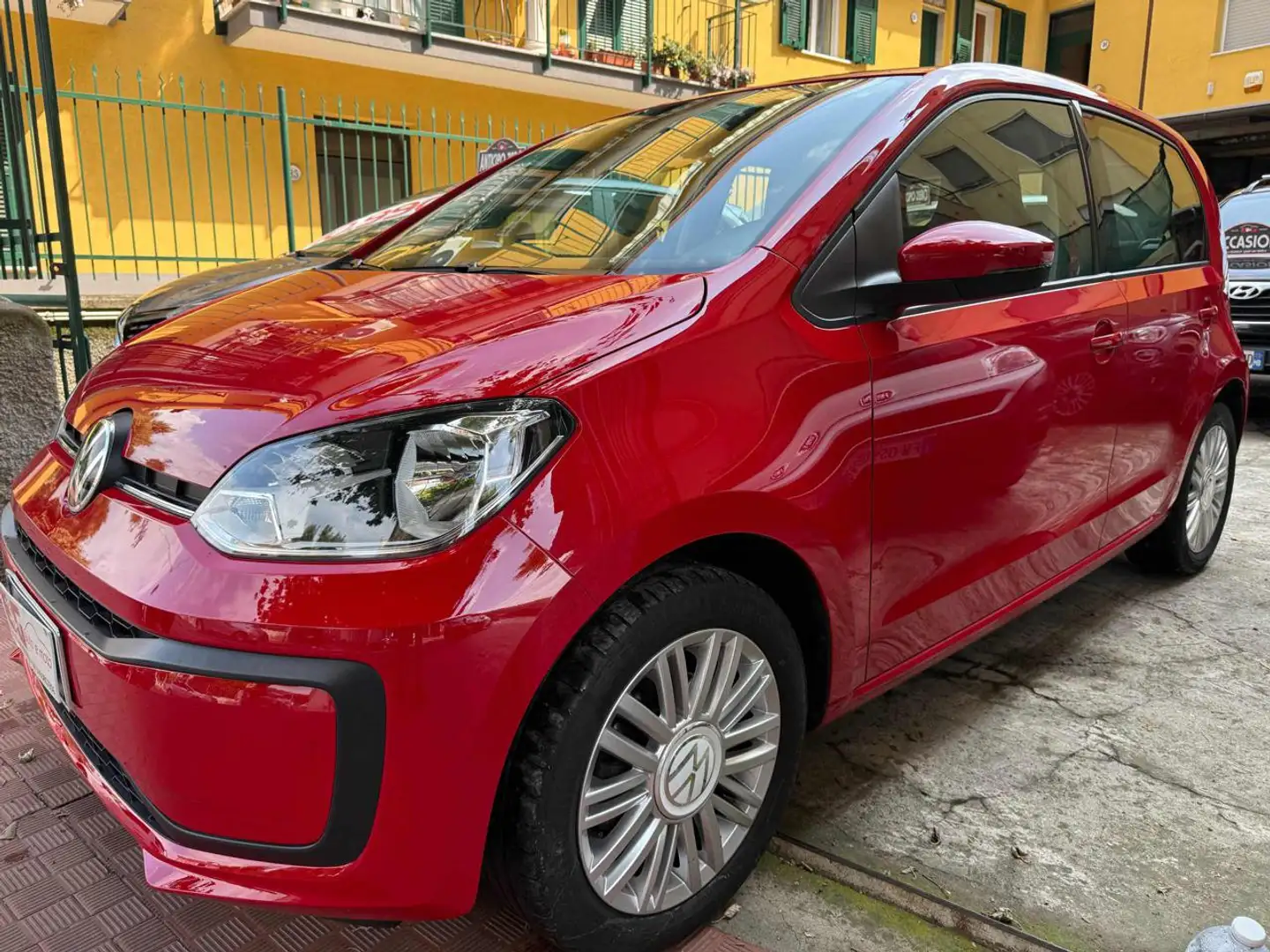 Volkswagen up! 1.0 5p. move up! BlueMotion Technology Rouge - 2