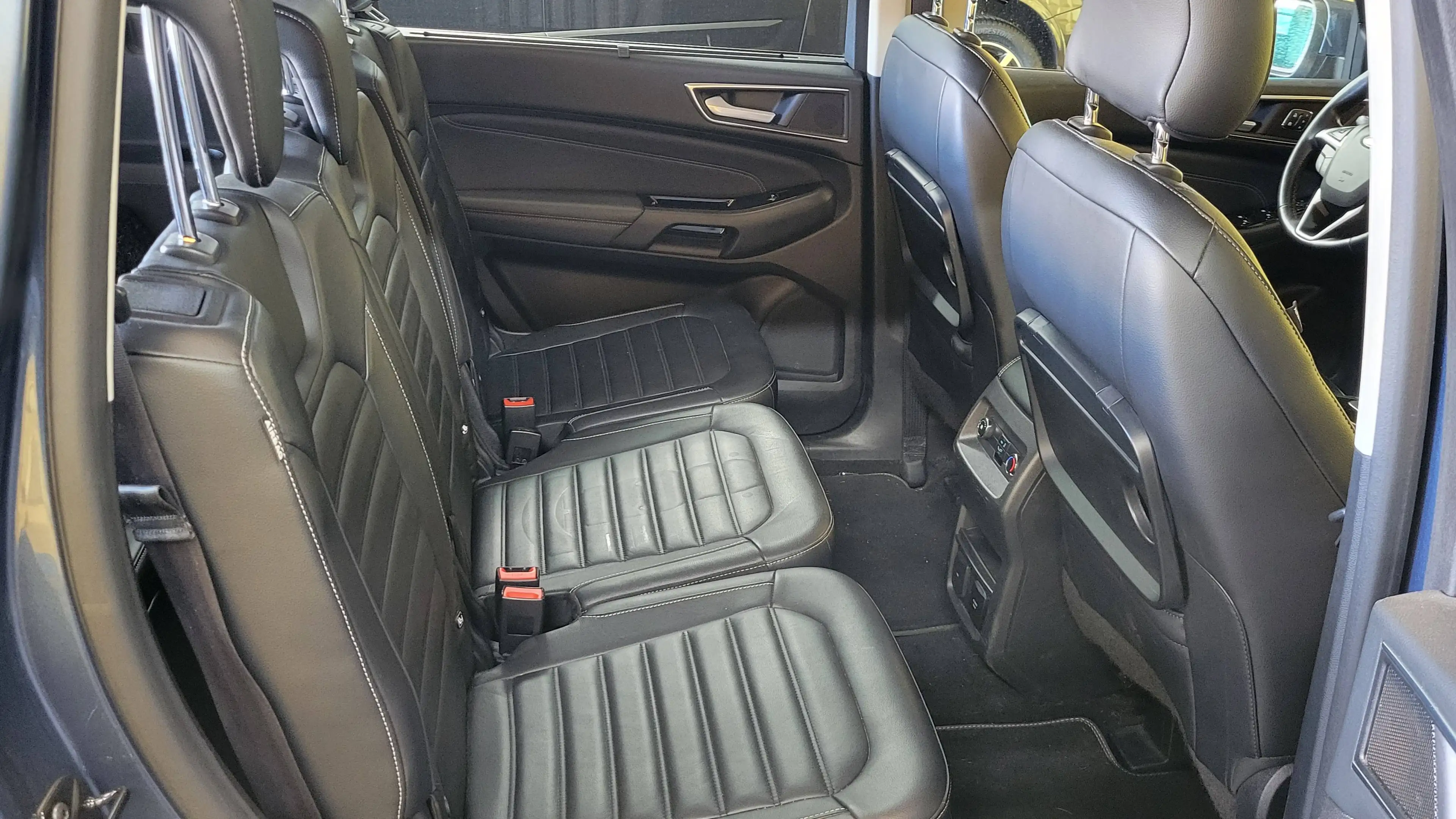 Ford Galaxy Vignale 7-SITZ/KAMERA/ACC/AHK/NAV — photo 10