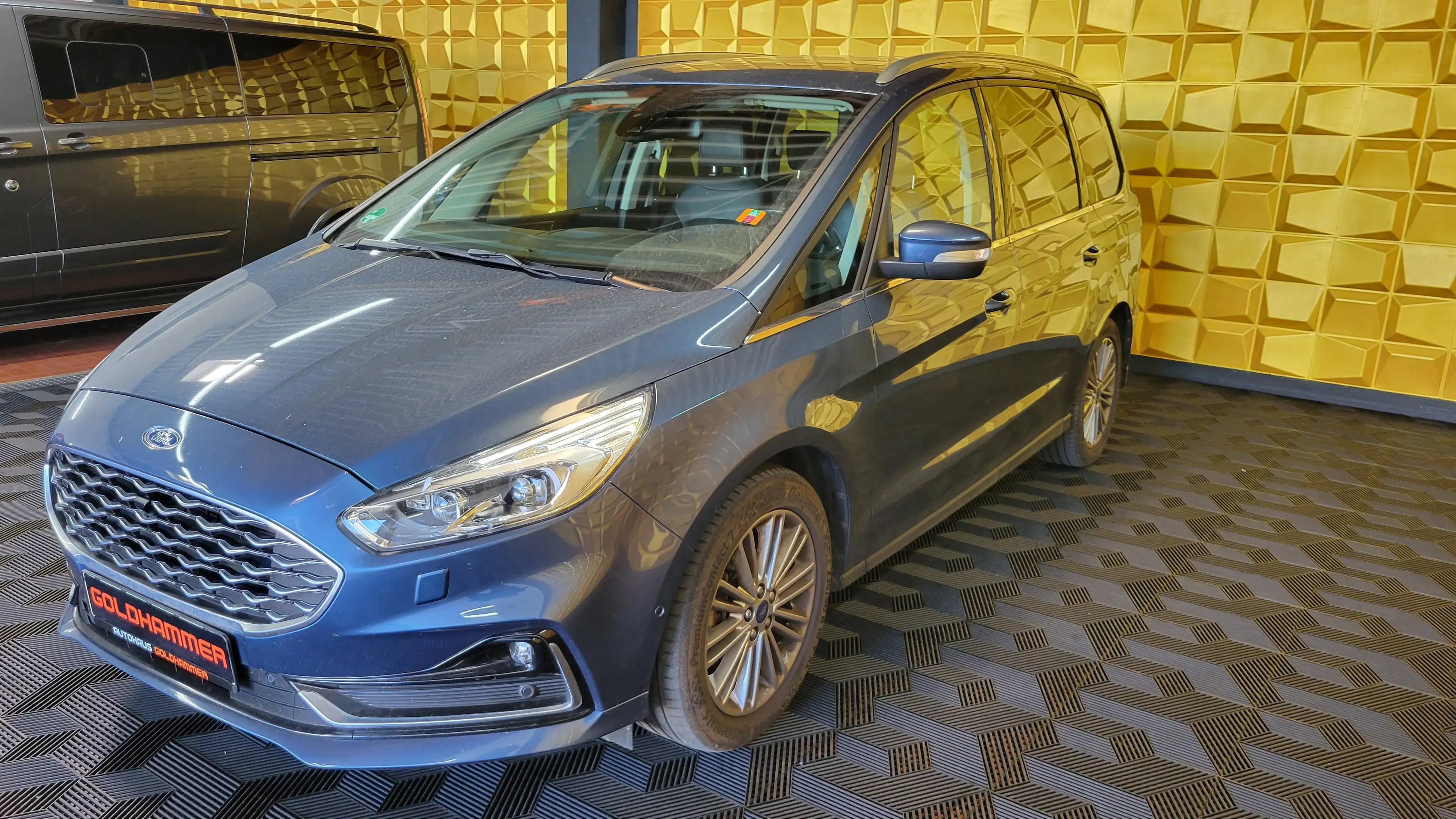 Ford Galaxy Vignale 7-SITZ/KAMERA/ACC/AHK/NAV — photo 3
