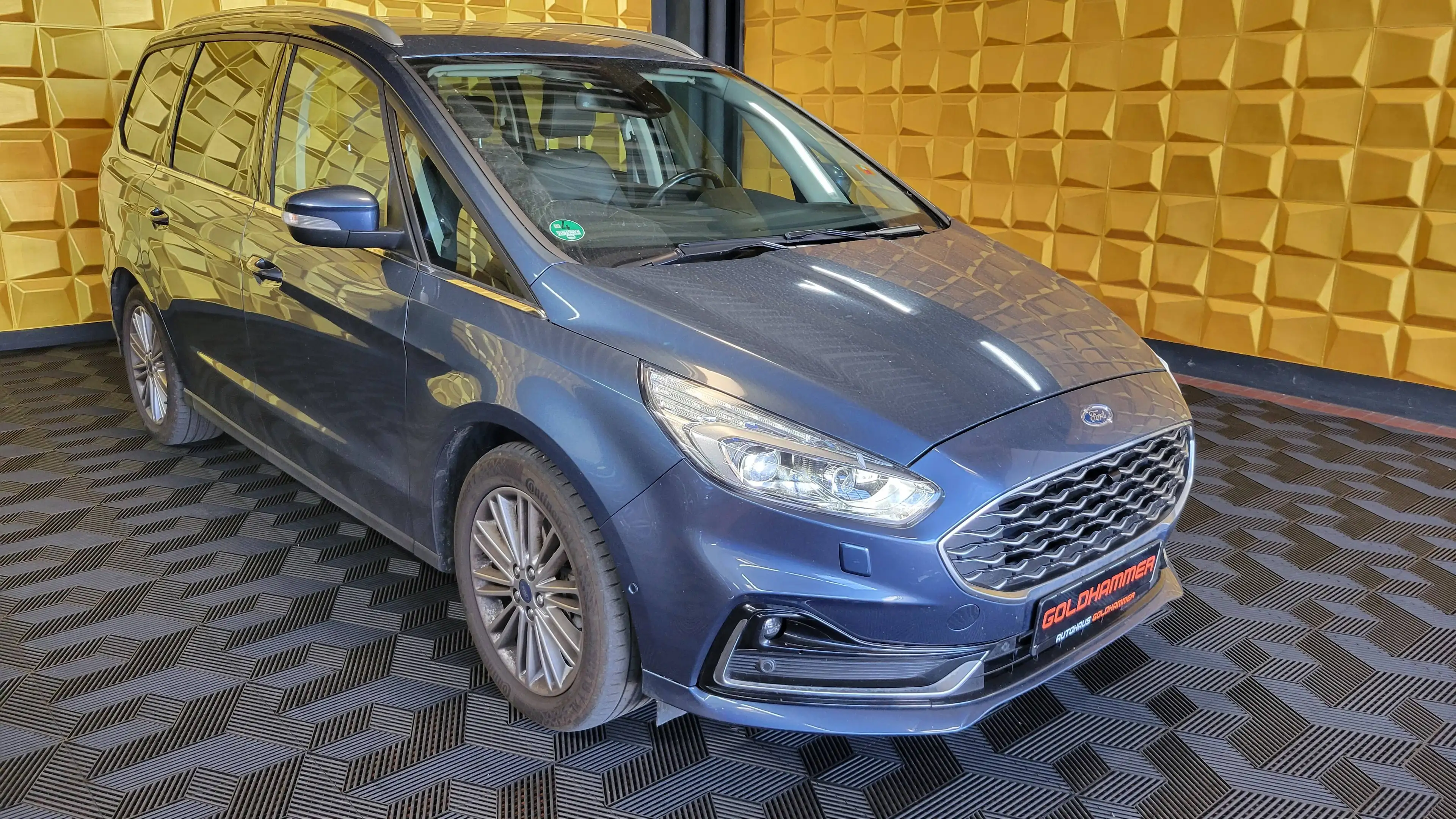 Ford Galaxy Vignale 7-SITZ/KAMERA/ACC/AHK/NAV — photo 2