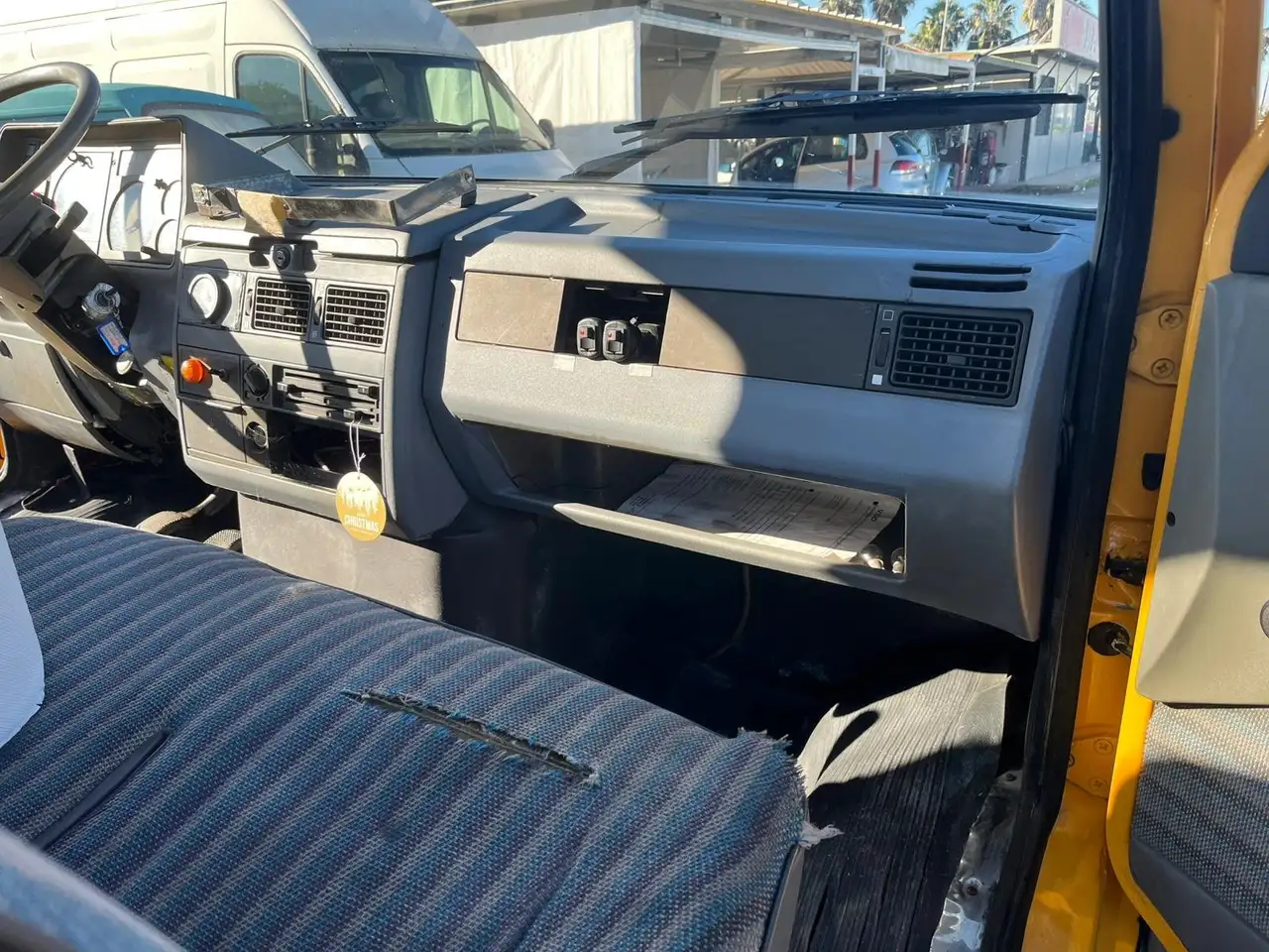 Iveco DAILY 49-12 CARROATTREZZI PATENTE C, foto 3