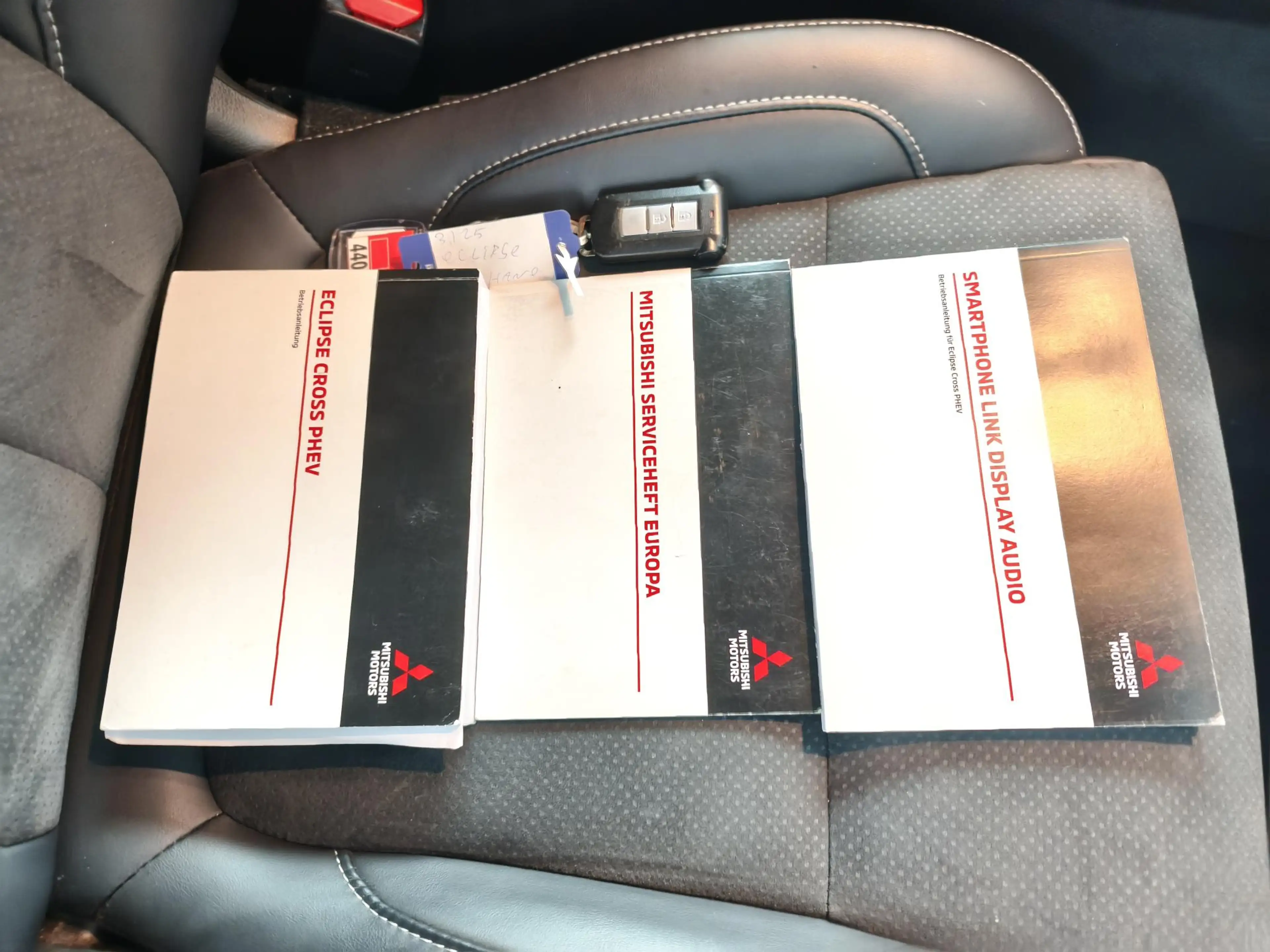 Mitsubishi Eclipse Cross 2.4 PHEV Executive Navigatie | AppleCarplay/Androi — photo 14