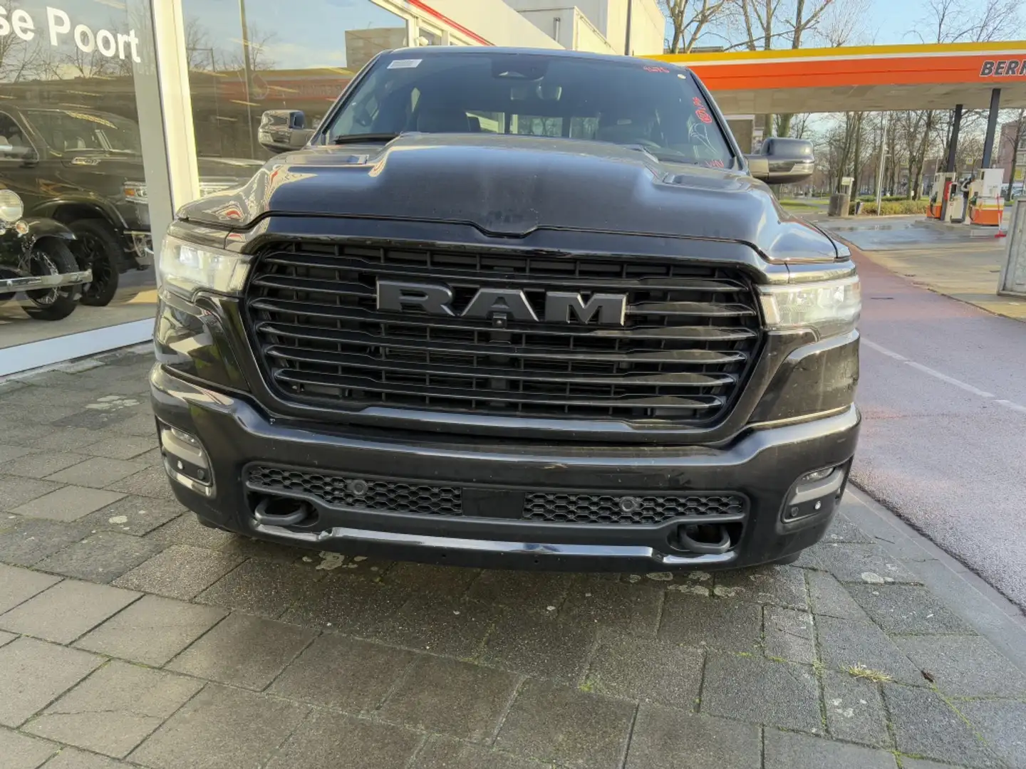 Dodge RAM 1500 Ram LARAMIE PREMIUM 81490 NETTO BOM VOLLE AUT Noir - 2