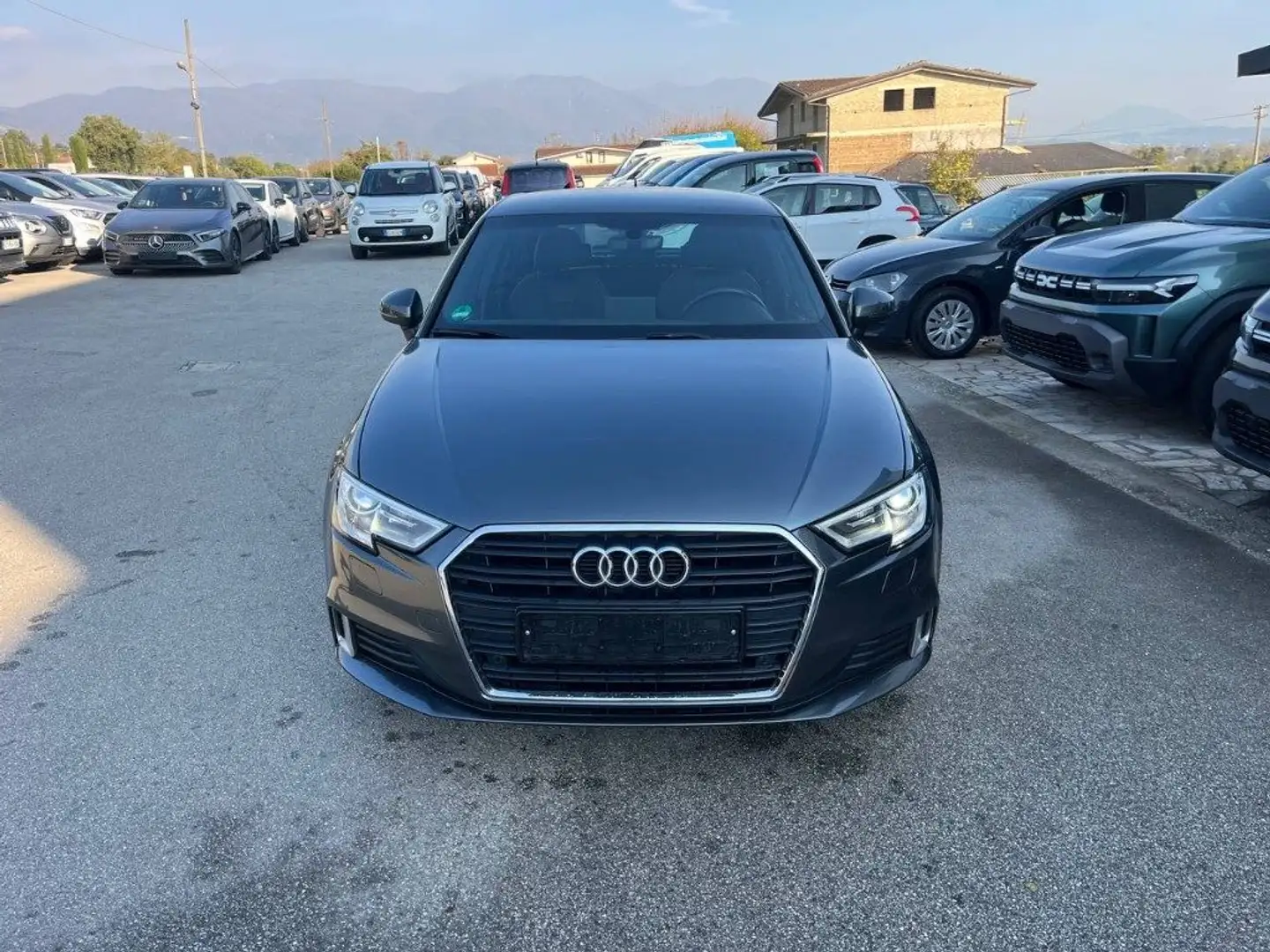 Audi A3 SPB 30 g-tron S t Sport S LINE Grigio - 1