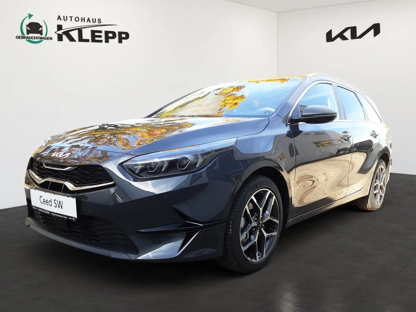 Kia Ceed SW / cee'd SW 1.5 T-GDI DCT 48 V 140 PS Ultimate Edition Grau - 1