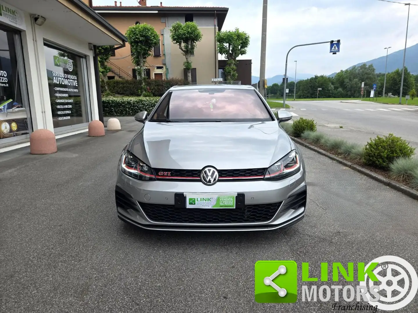 Volkswagen Golf GTI Performance 2.0 245 CV TSI DSG 5p. BMT GAR. INCL. Gris - 2