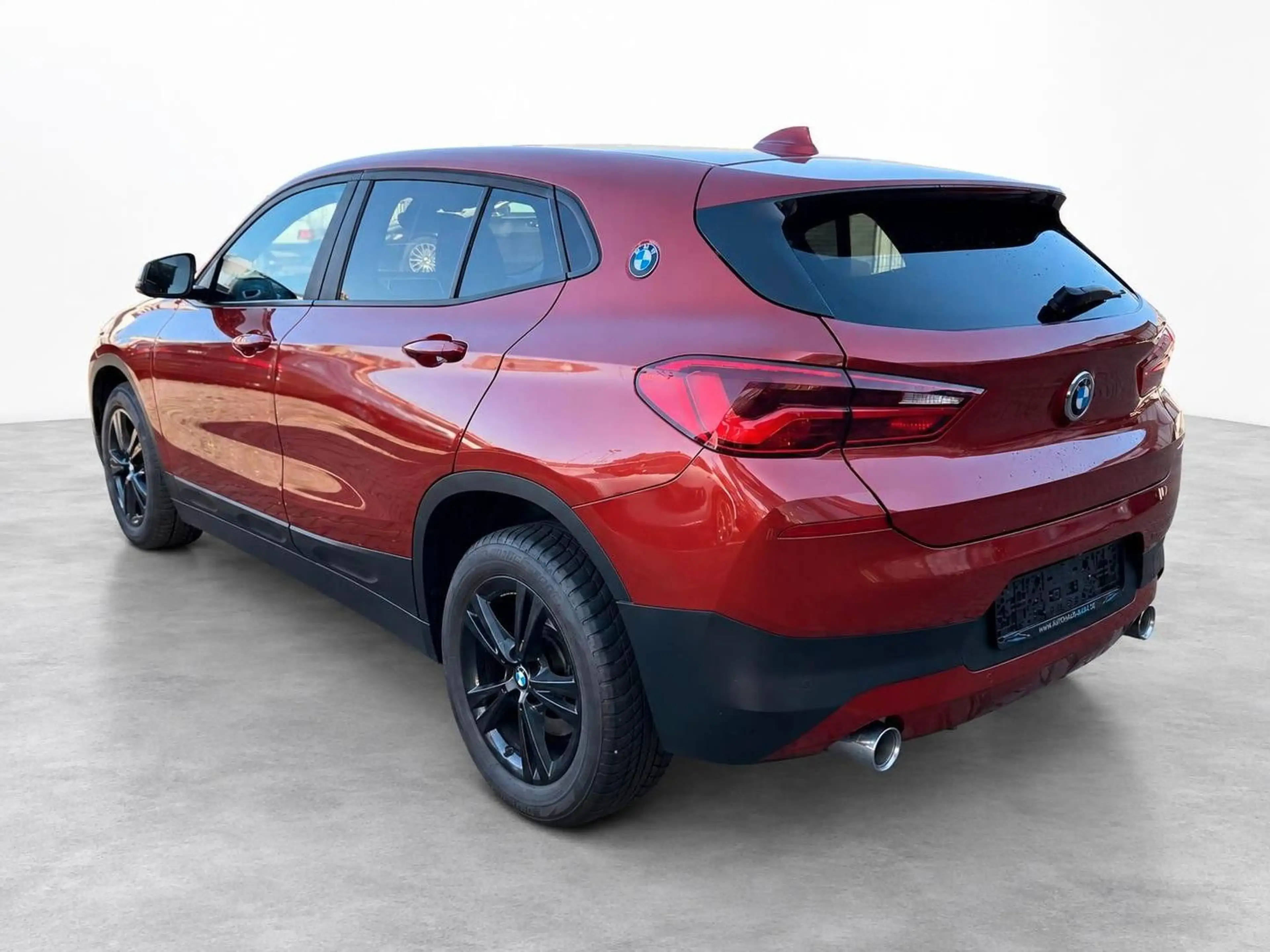 BMW X2 xDrive 20 d Advantage — photo 3