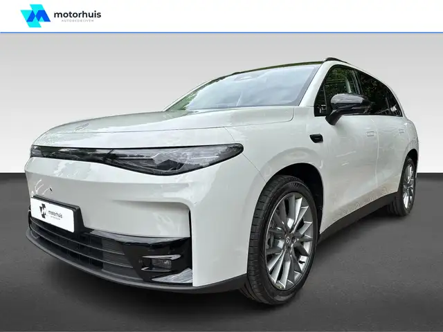 Leapmotor C10