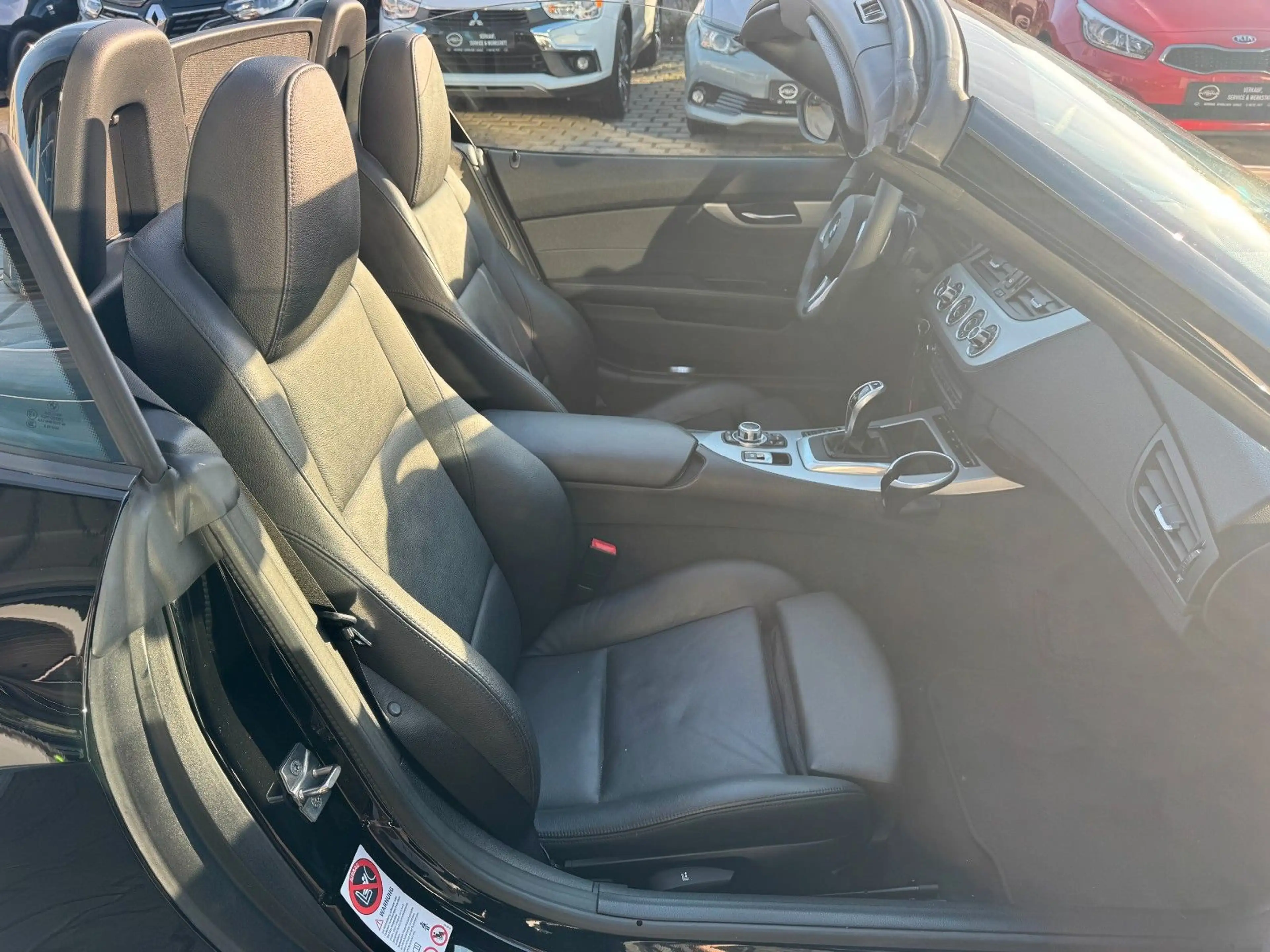 BMW Z4 Roadster sdrive 35 i — photo 12