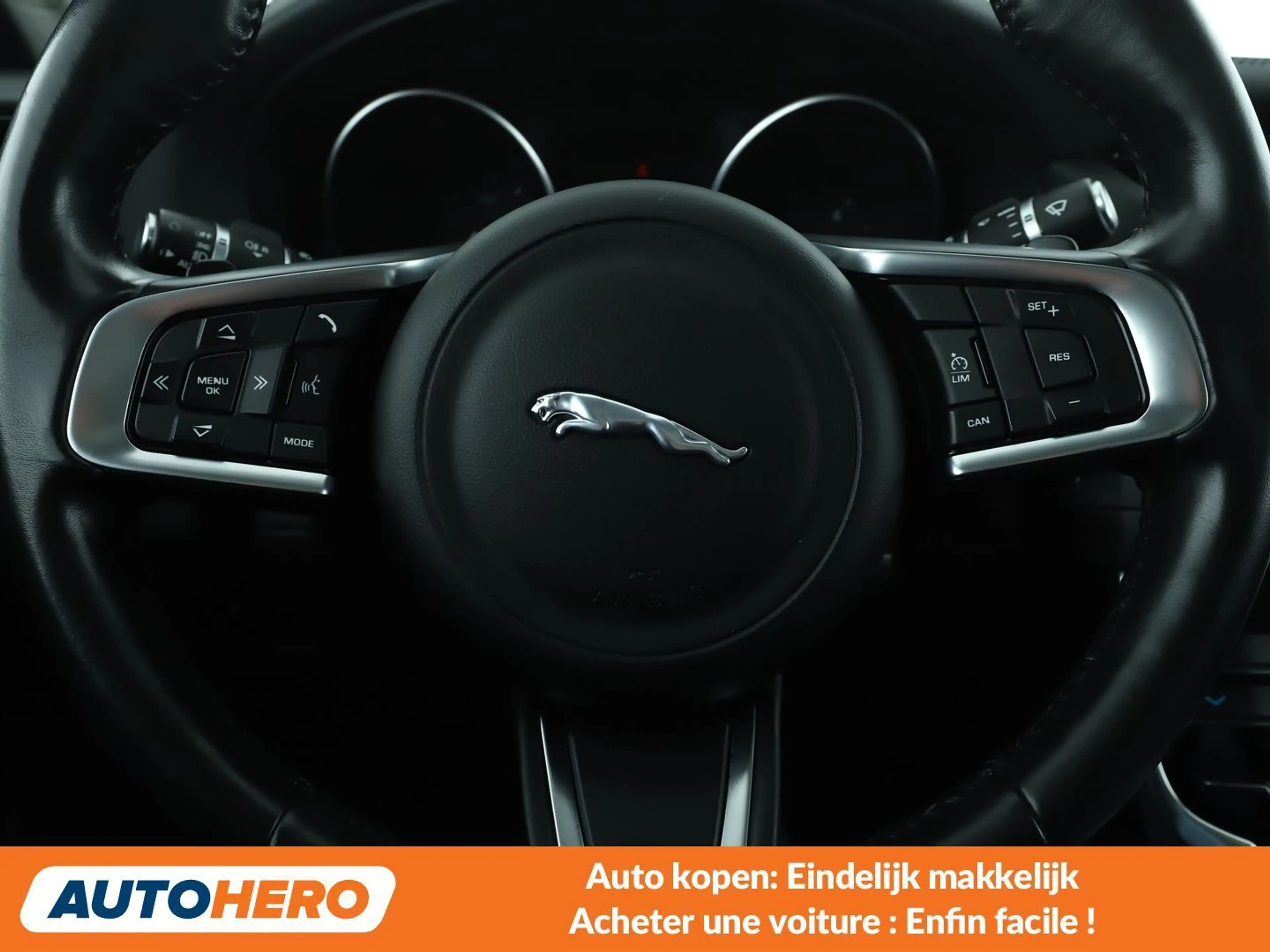 Jaguar XF 20d Prestige — photo 5