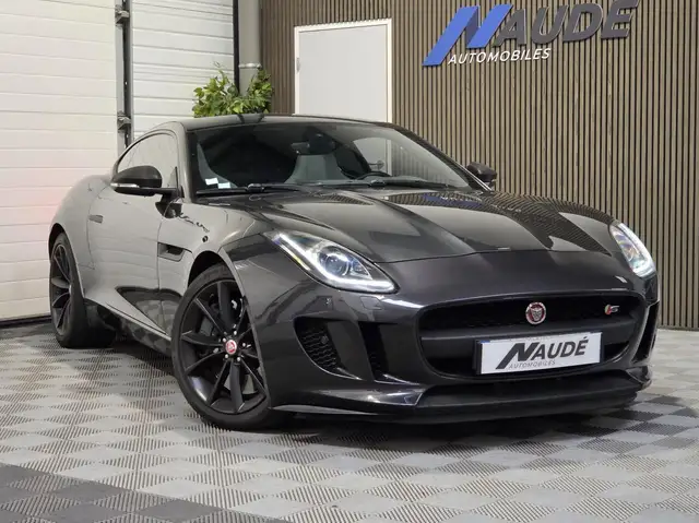 Jaguar F-Type