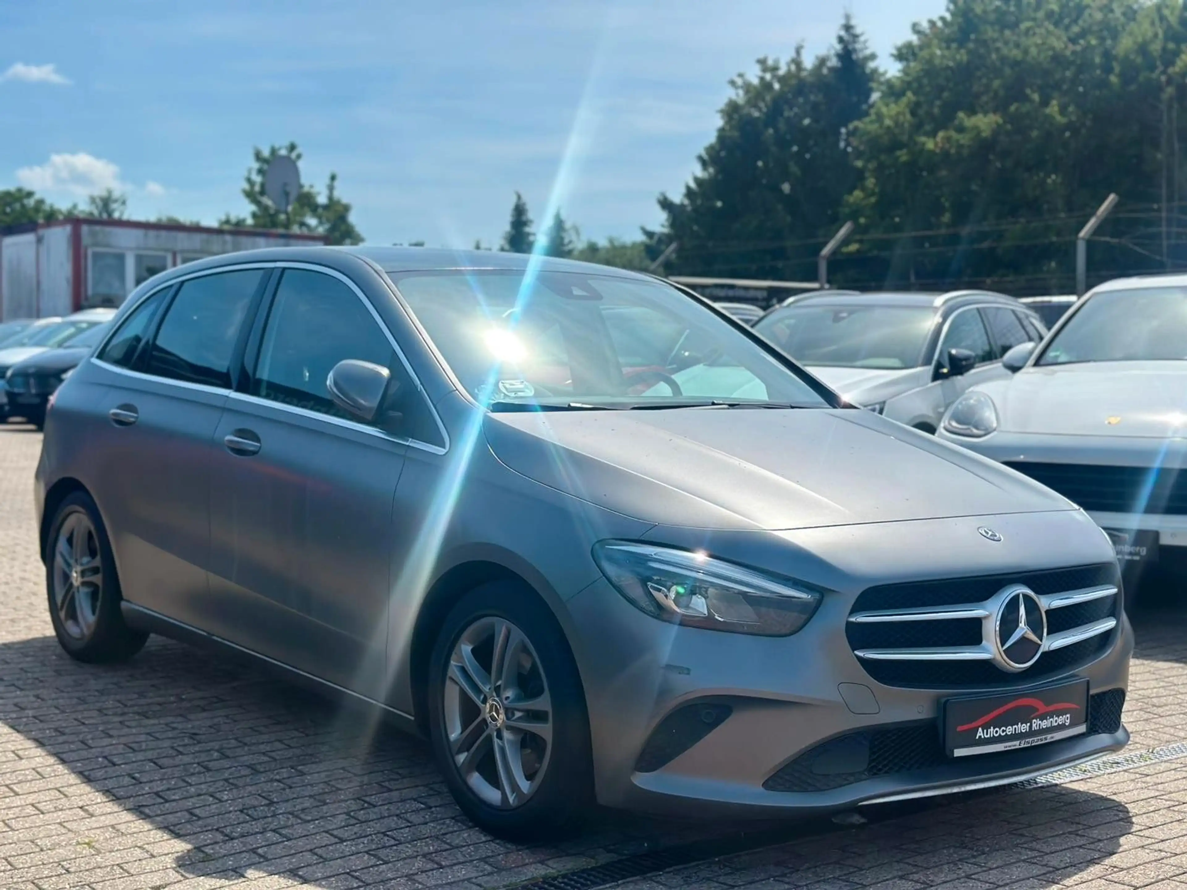 Mercedes-Benz B 220 4Matic Aut. Navi Tüv Garantie — photo 3