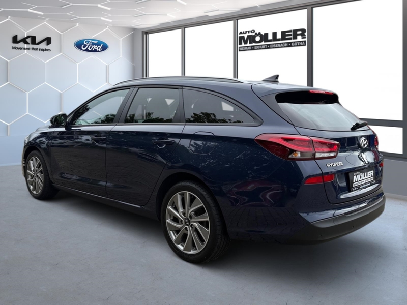 Hyundai i30 1.4T Kombi Passion+ Panodach Navi PDC SHZ Klimaaut — photo 4