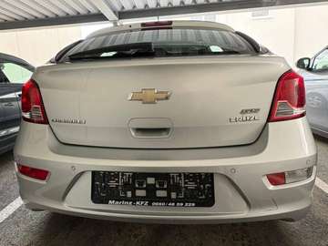 Cruze 1,6 LS LS