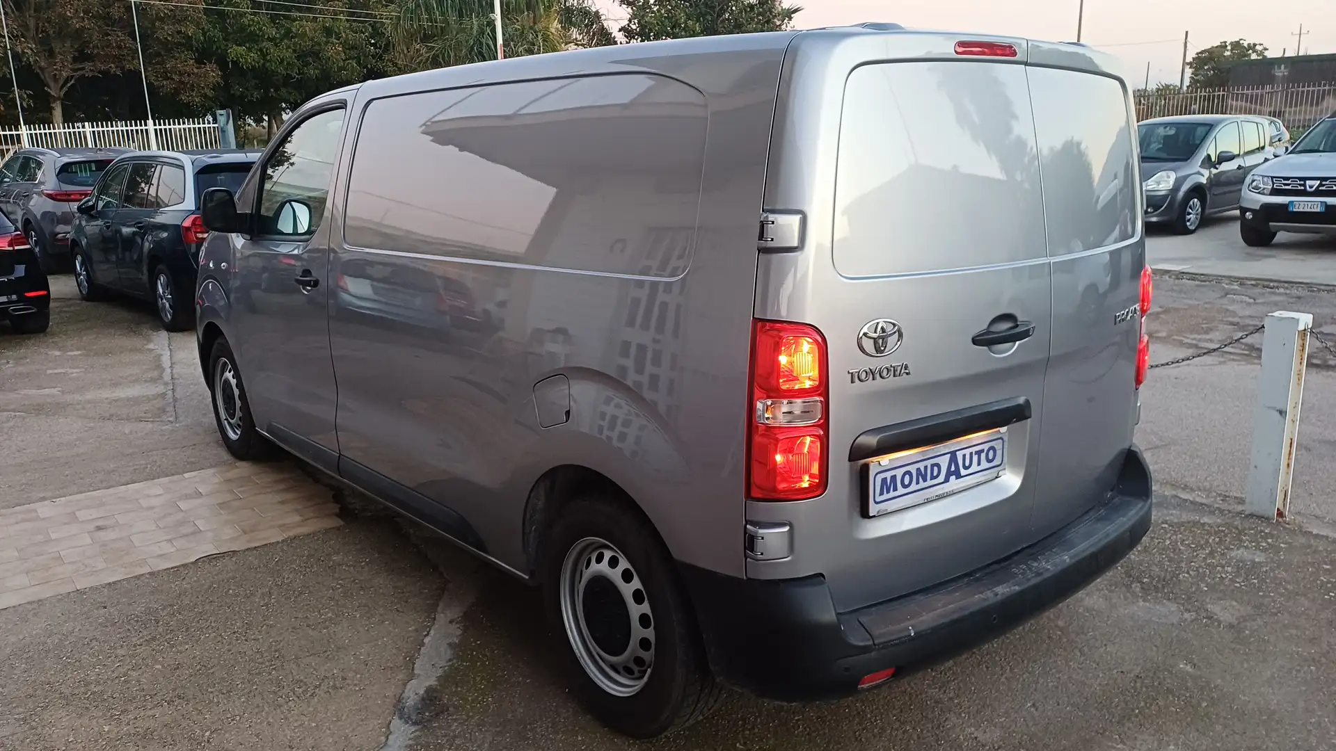 Toyota Proace Argent - 2