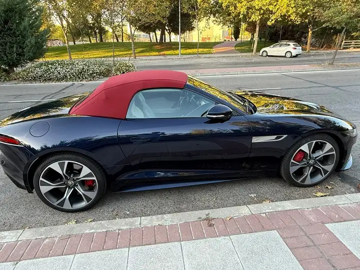 Jaguar F-Type 2024, foto 8