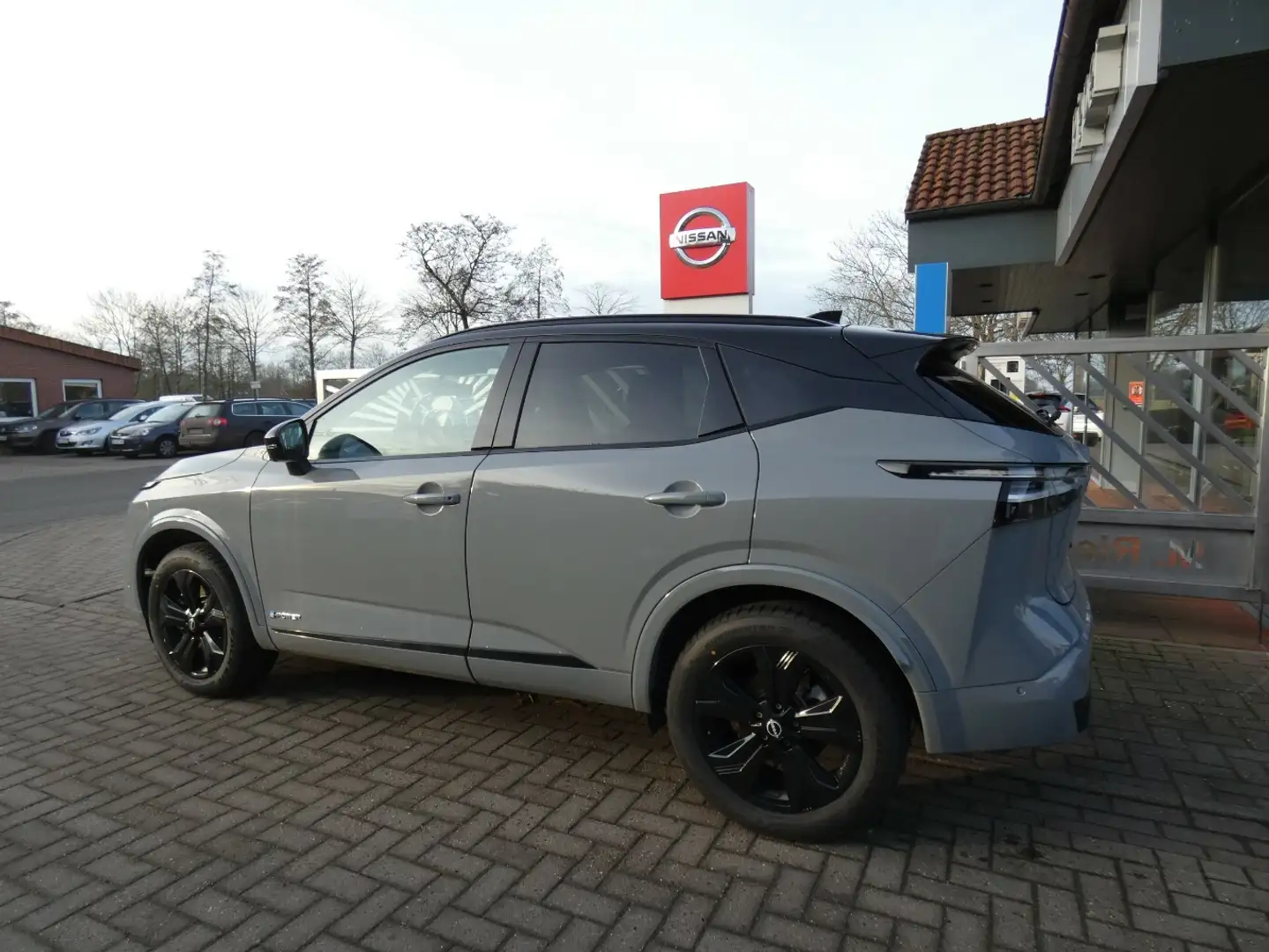 Nissan Qashqai N-Design e-Power Grau - 2