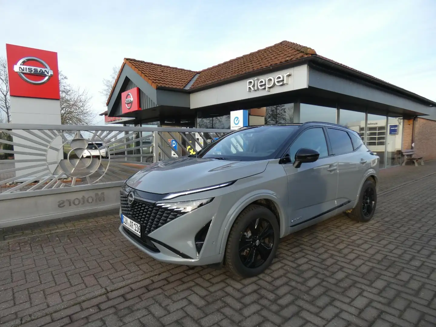 Nissan Qashqai N-Design e-Power Grau - 1