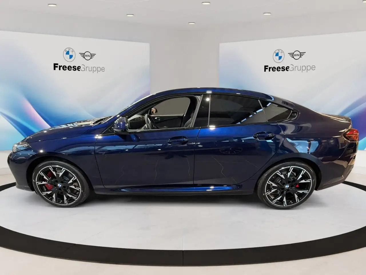 BMW 223 xDrive 360° HEAD-UP RFK HIFI LENKRADHZ LED 3
