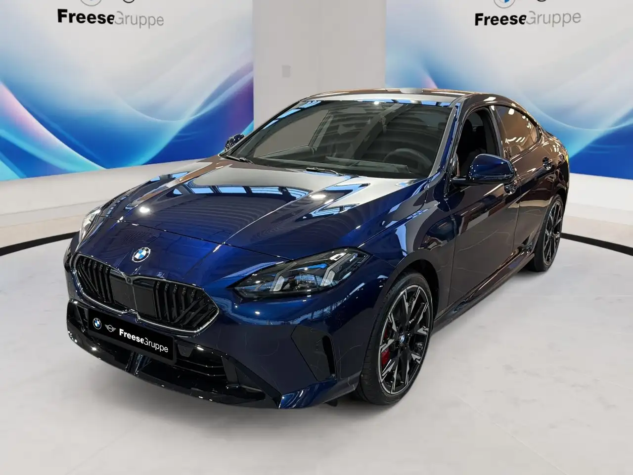 BMW 223 xDrive 360° HEAD-UP RFK HIFI LENKRADHZ LED