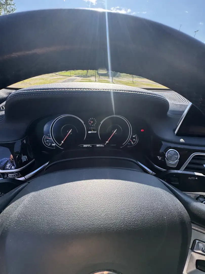 BMW 740 740e Luxury auto - 2