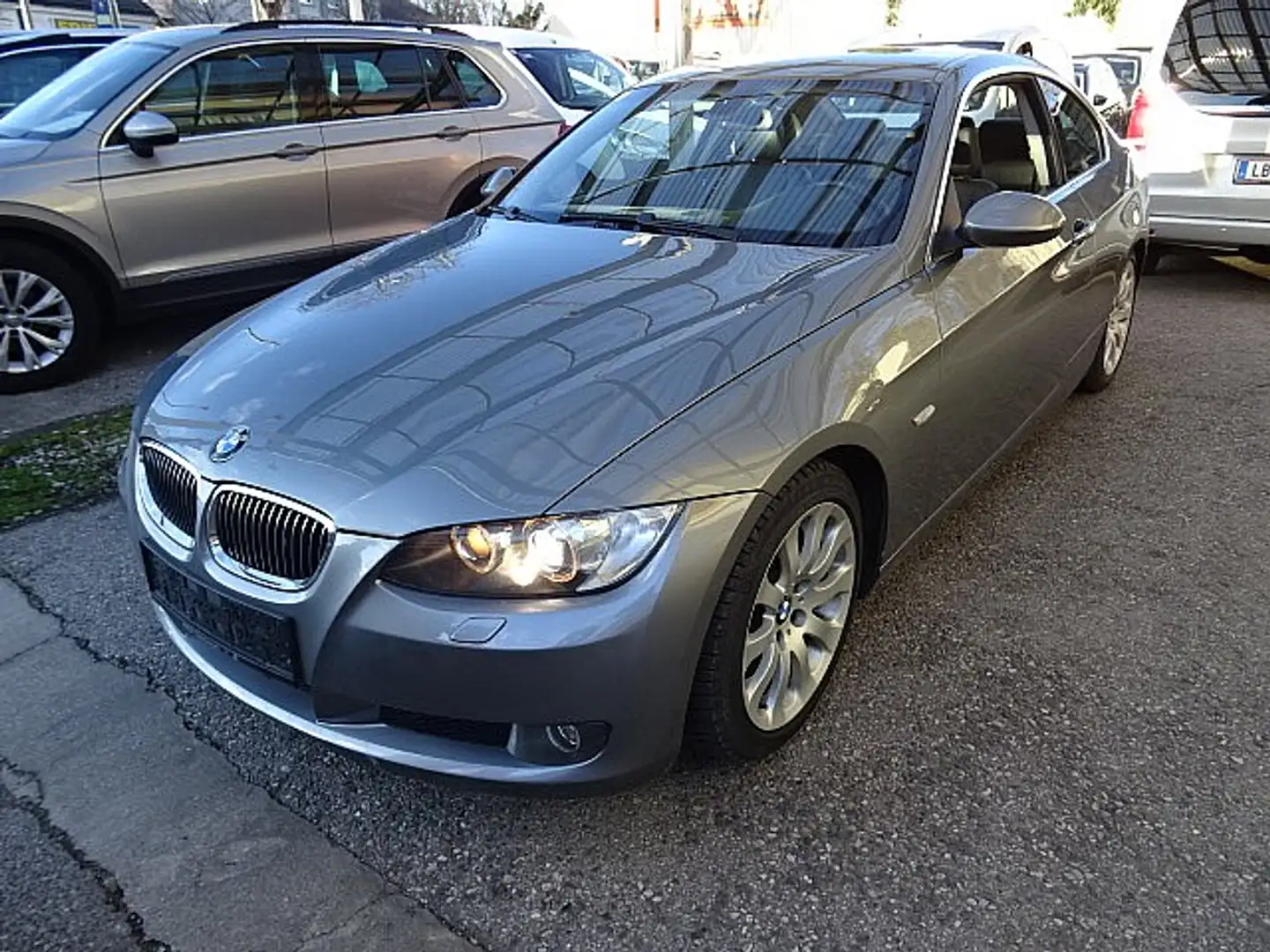 BMW 325 i Coupé Österreich-Paket Aut. Gris - 1