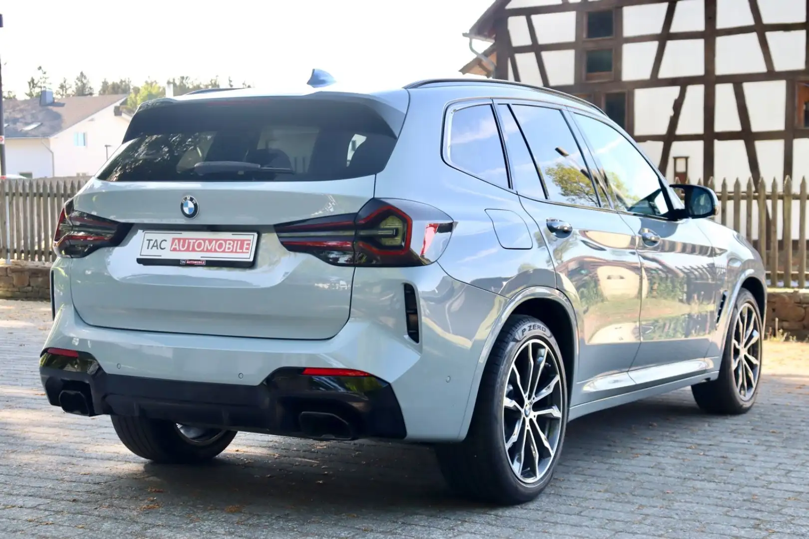BMW X3 M d M-SPORT PANO/LASER/DRIVE+/H&K/360°/HUD Gris - 1