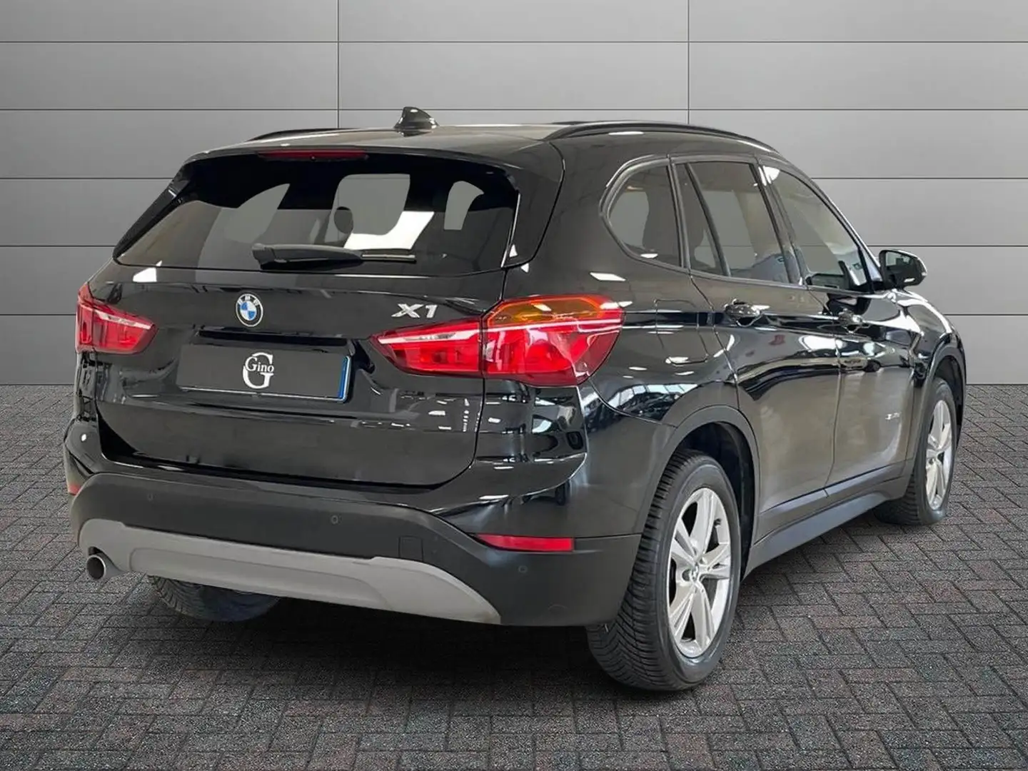 BMW X1 sdrive18d Advantage Nero - 2