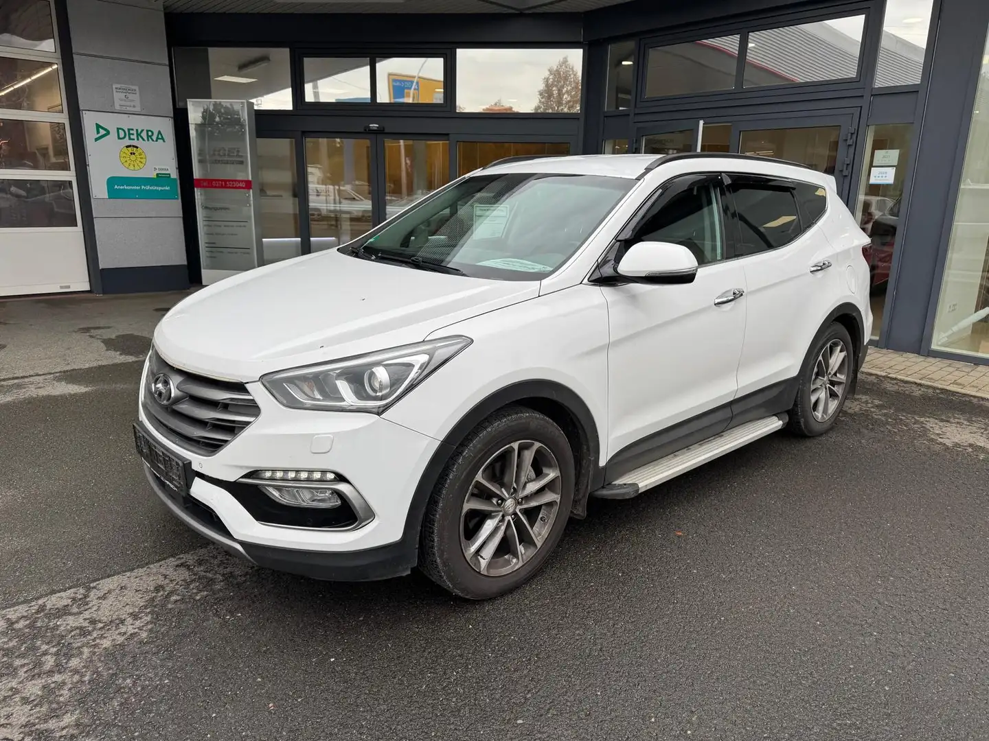 Hyundai SANTA FE 2.2 CRDi blue Premium 4WD Xen.|AHK|Navi Weiß - 2