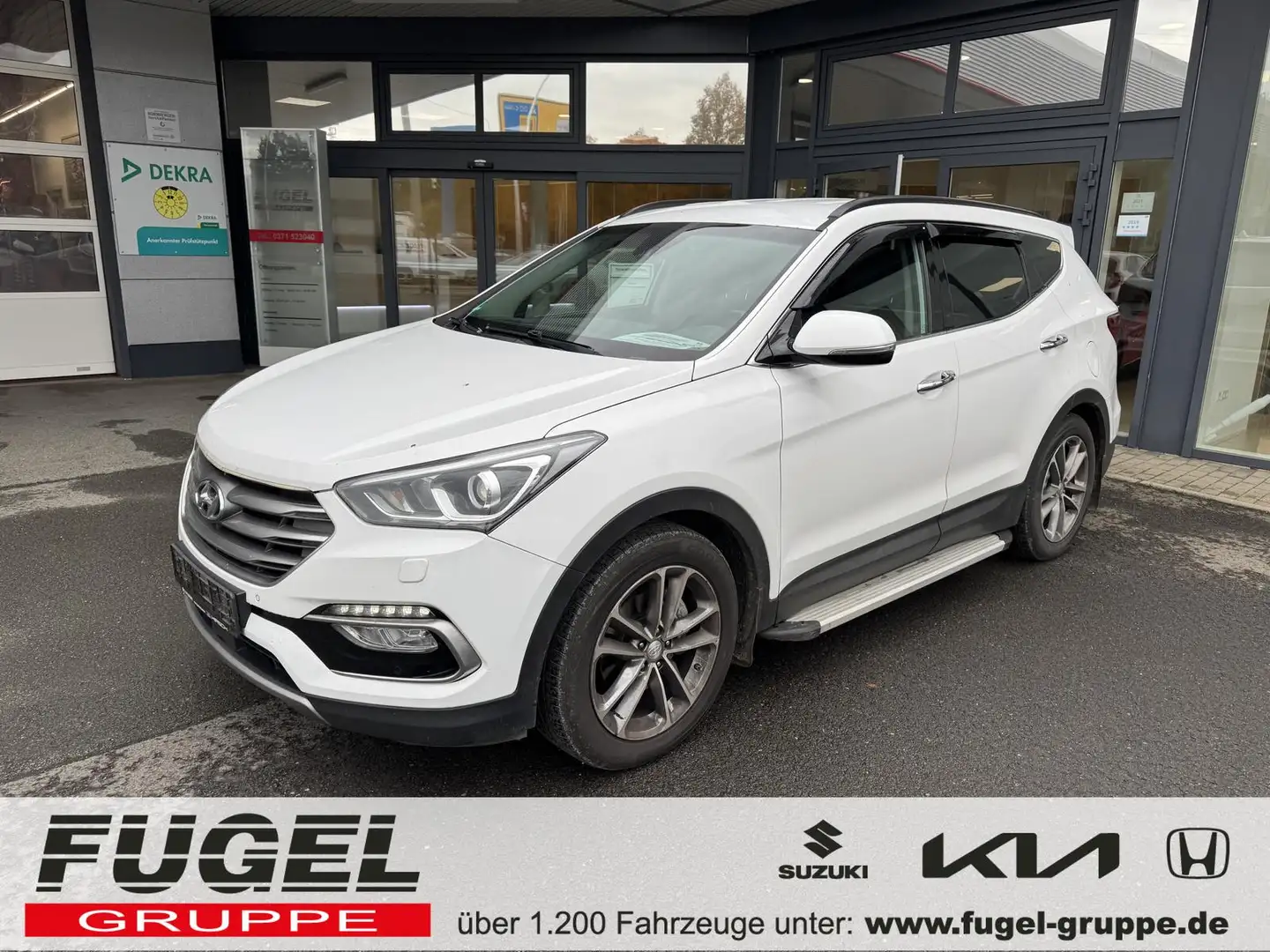 Hyundai SANTA FE 2.2 CRDi blue Premium 4WD Xen.|AHK|Navi Weiß - 1