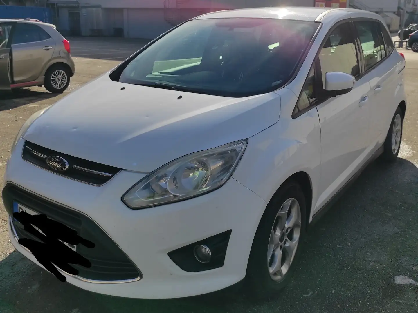 Ford Grand C-Max 1.6 TDCi Start-Stop-System White - 2