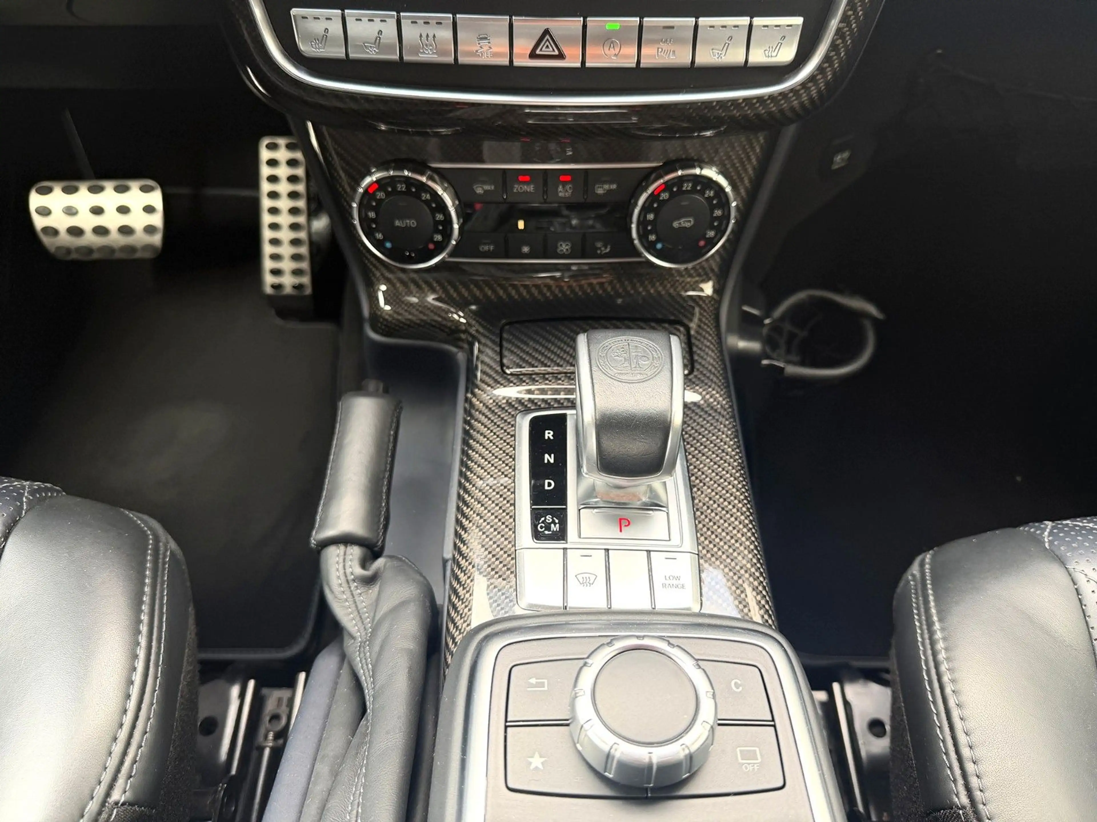 Mercedes-Benz G 63 AMG Full Carbon Standheizung SHZ/SK Carplay — photo 22