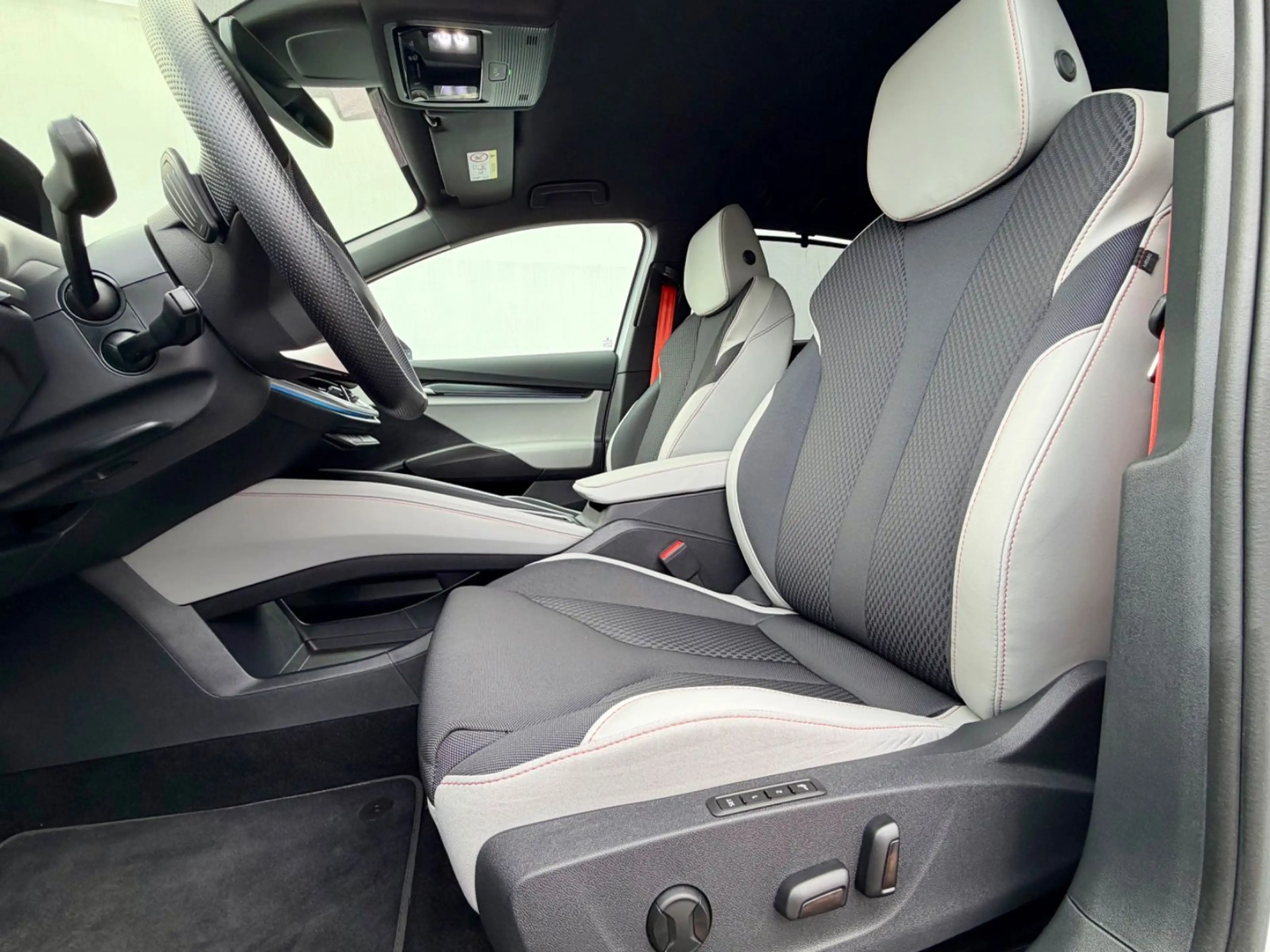 Skoda Elroq 85 First Edition *MAXX*WÄRMEPUMPE*AHK* — photo 6
