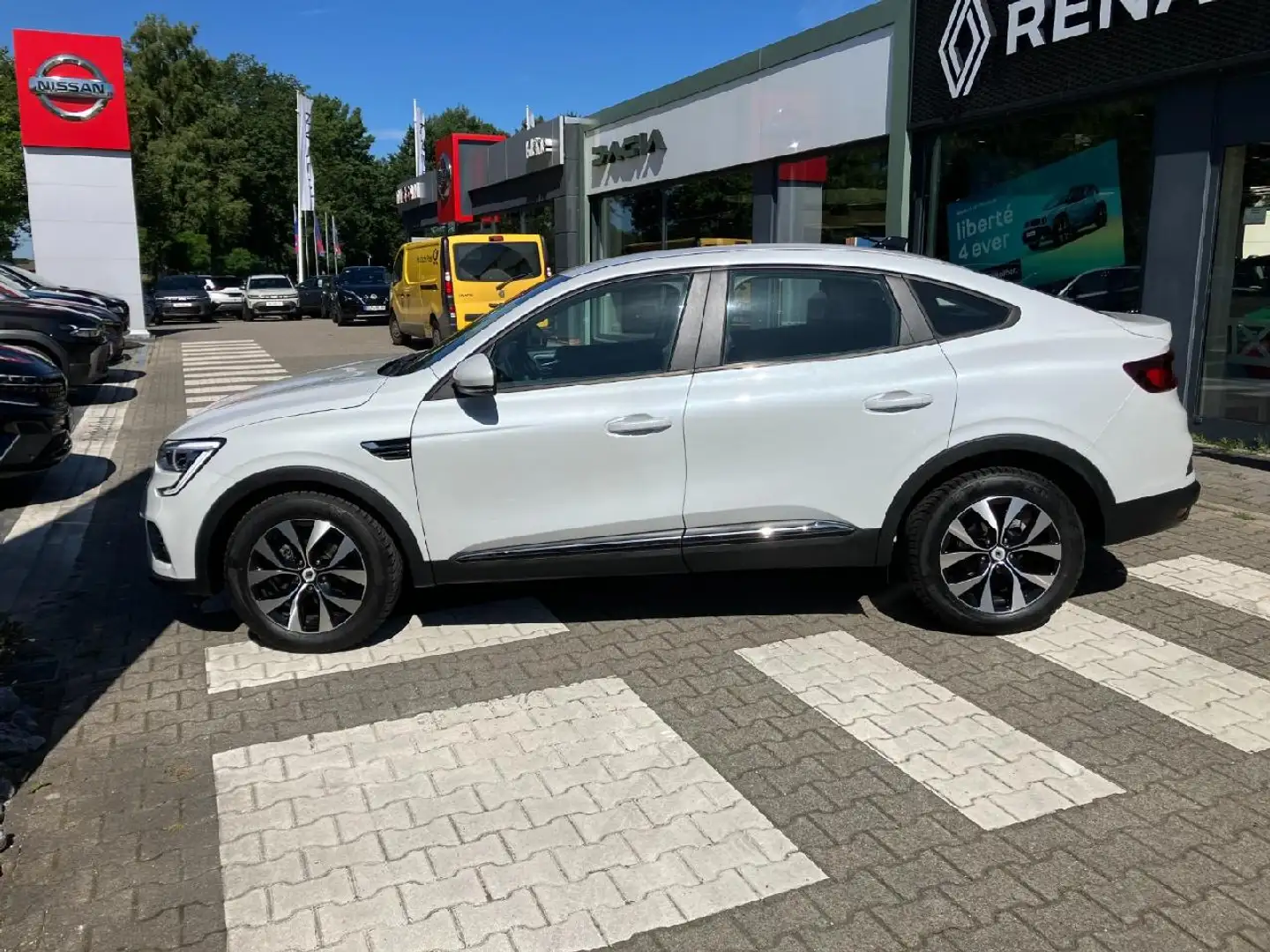 Renault Arkana Zen TCe 140 EDC Weiß - 2