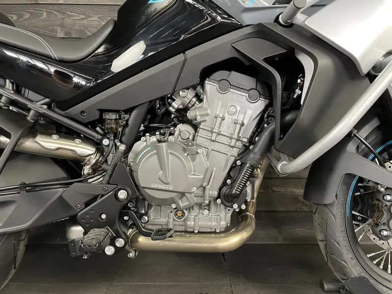 CFMOTO 800 MT - foto 5