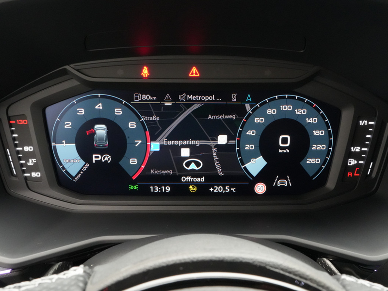 Audi A1 S line VIRT NAVI SHZ KAM LED PDC — photo 13