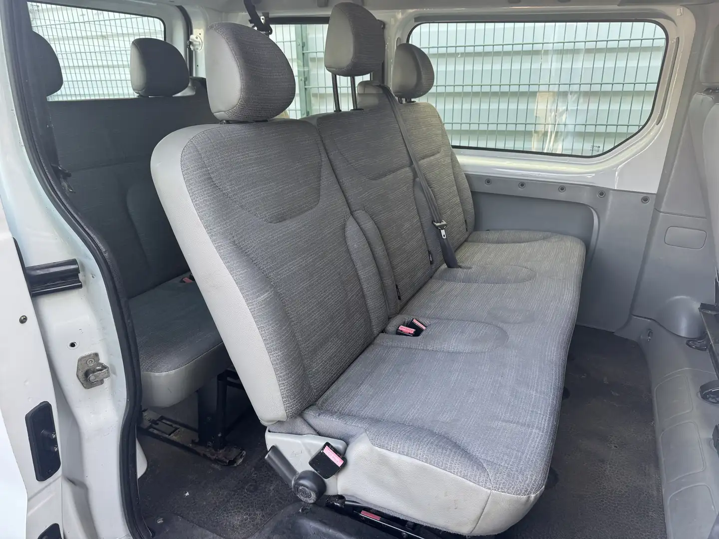 Renault Trafic 2.0 dCi 90 Combi L1H1 9 Sitze Fehér - 1