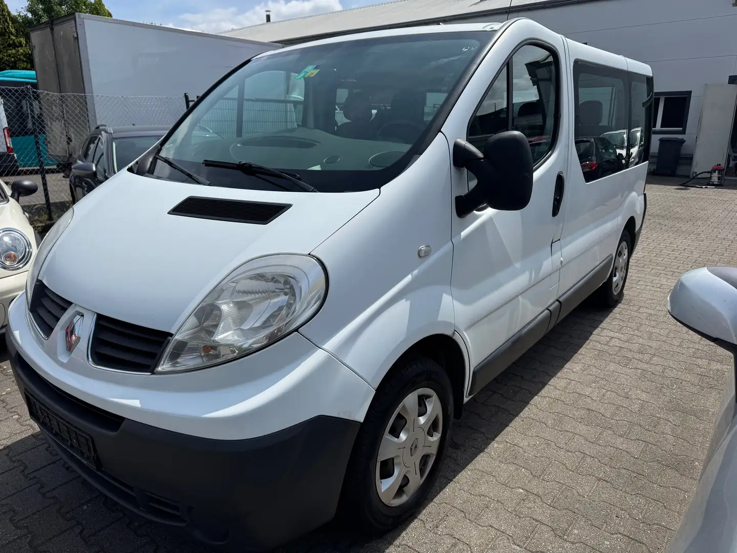 Renault Trafic 2.0 dCi 90 Combi L1H1 9 Sitze Weiß - 1
